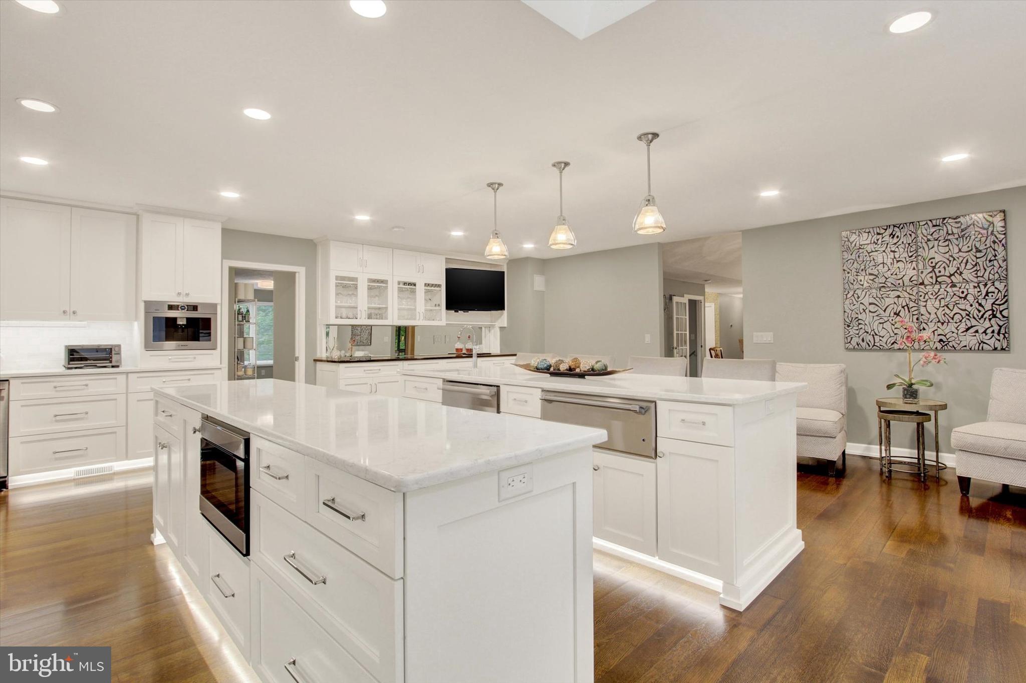 SOUTHWESTERN - Residential