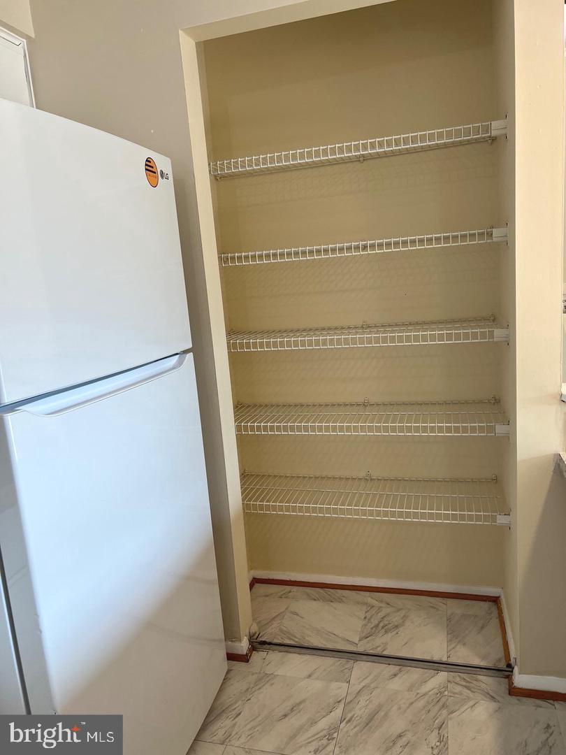 MOUNT VERNON LAKES - Residential Lease