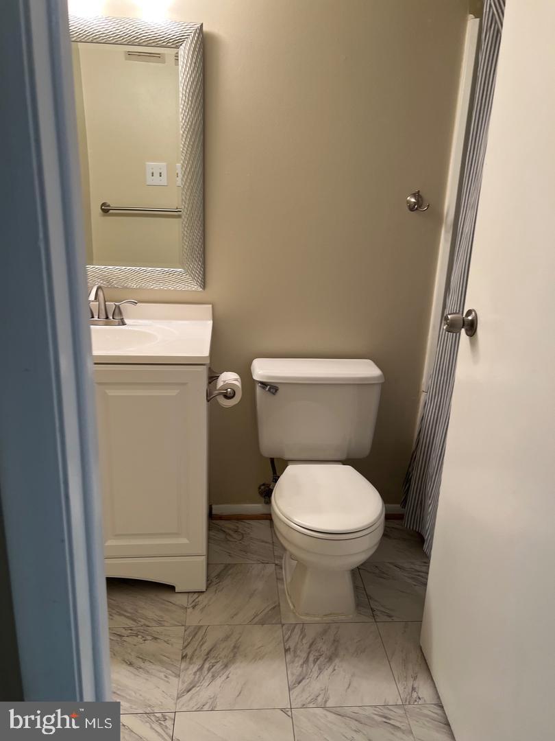 MOUNT VERNON LAKES - Residential Lease