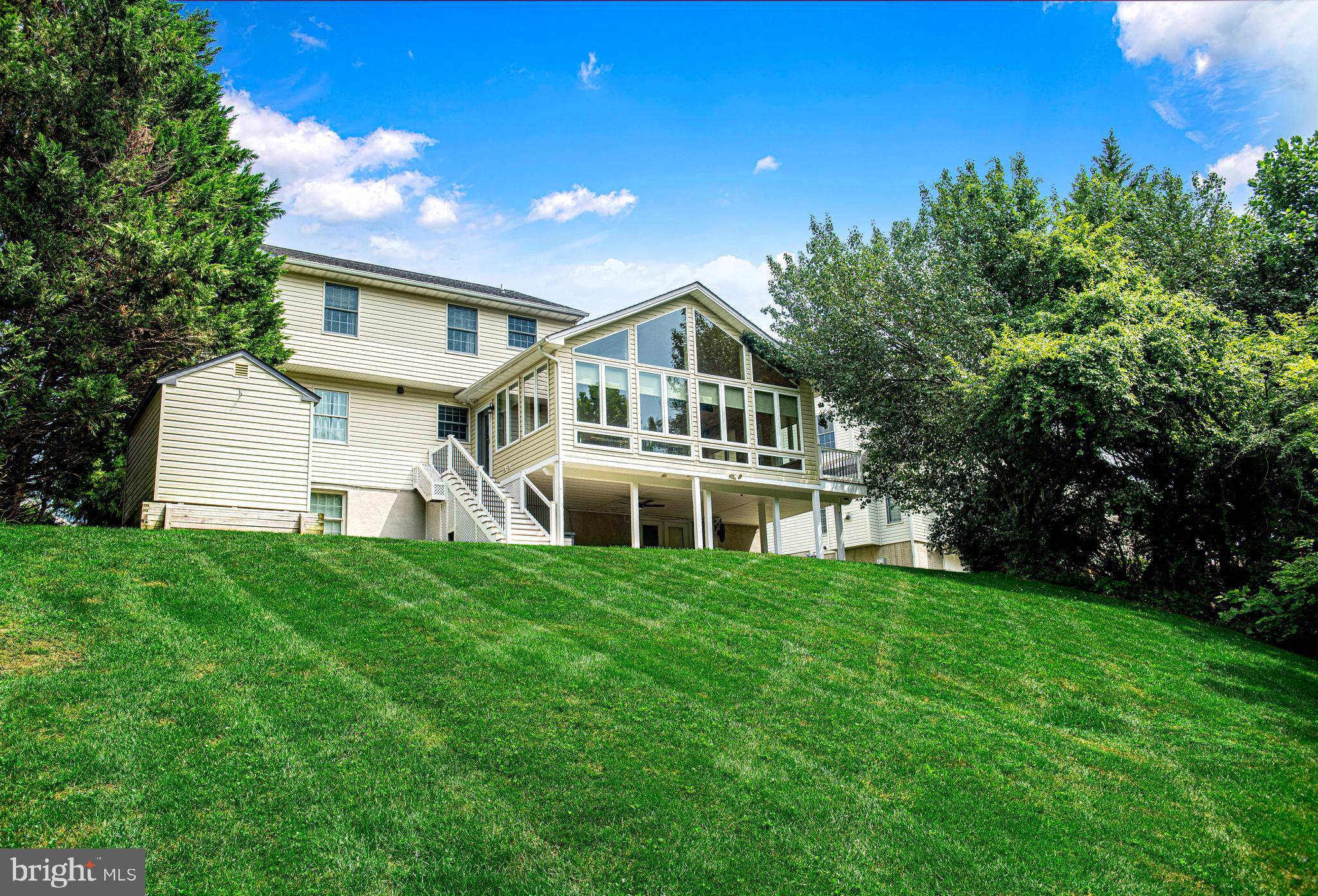 930 DELRAY DRIVE