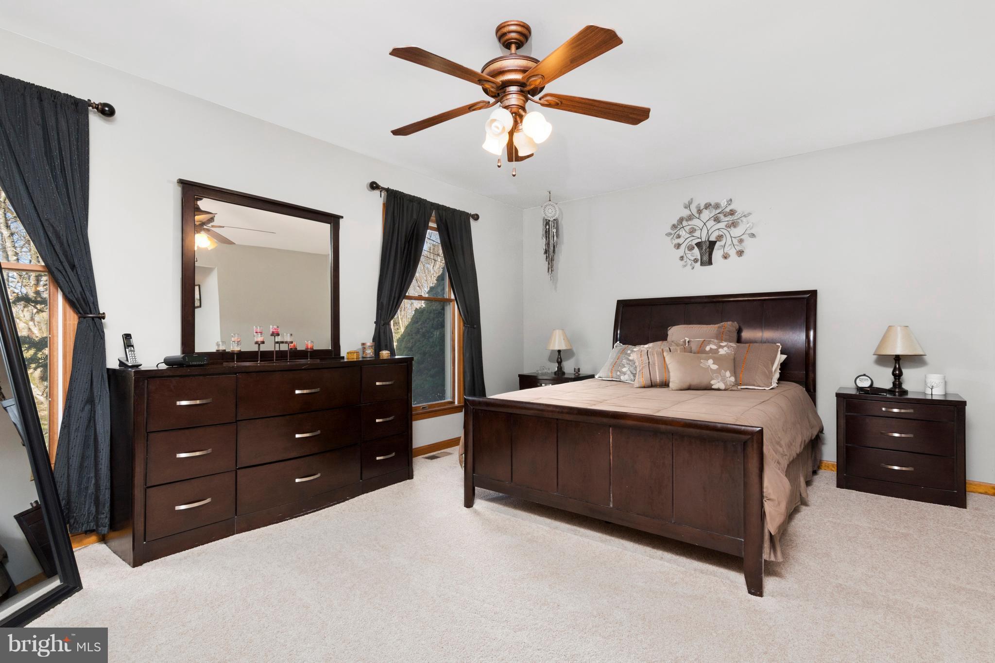 KWANZAN ACRES - Residential