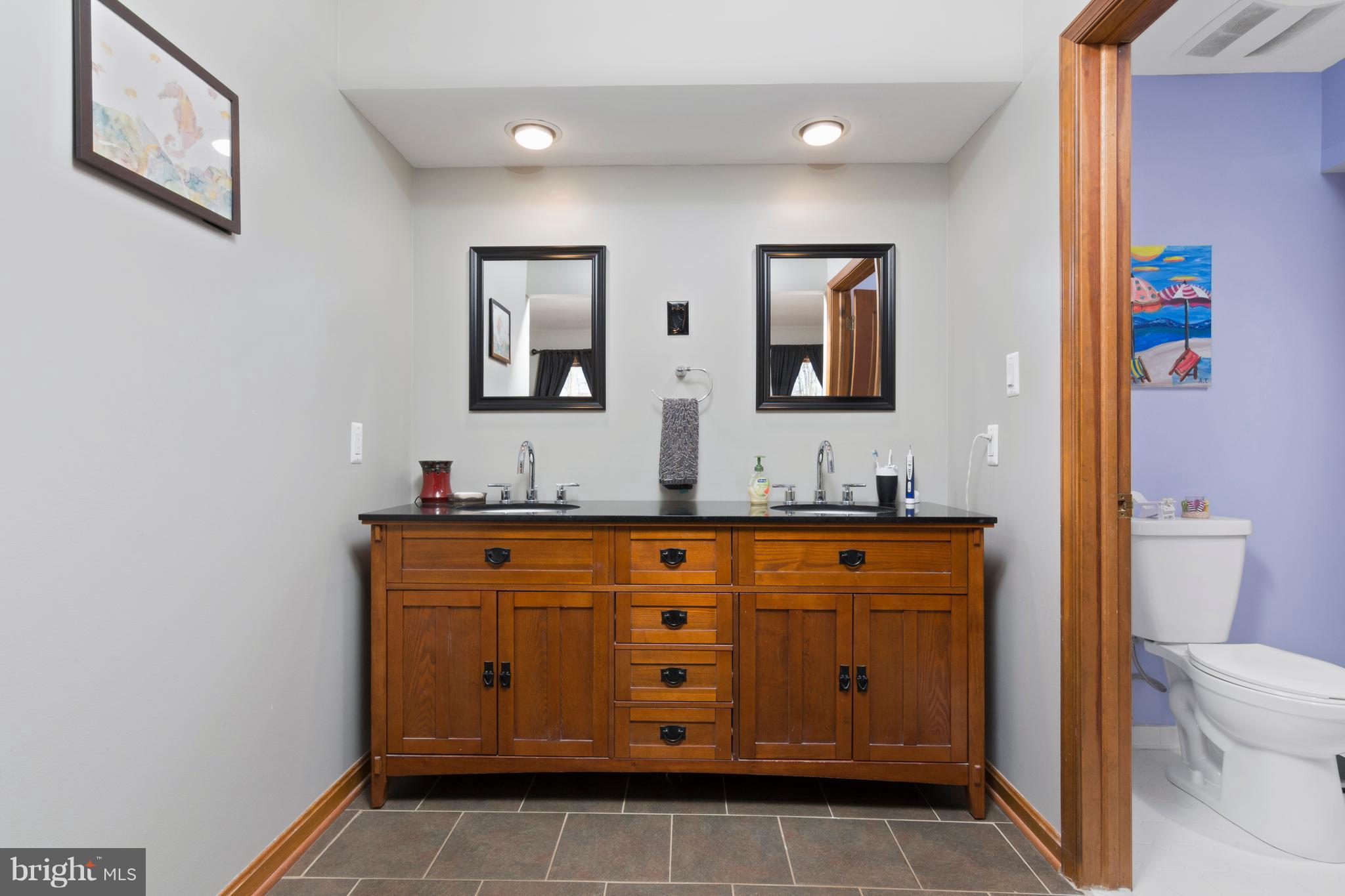 KWANZAN ACRES - Residential