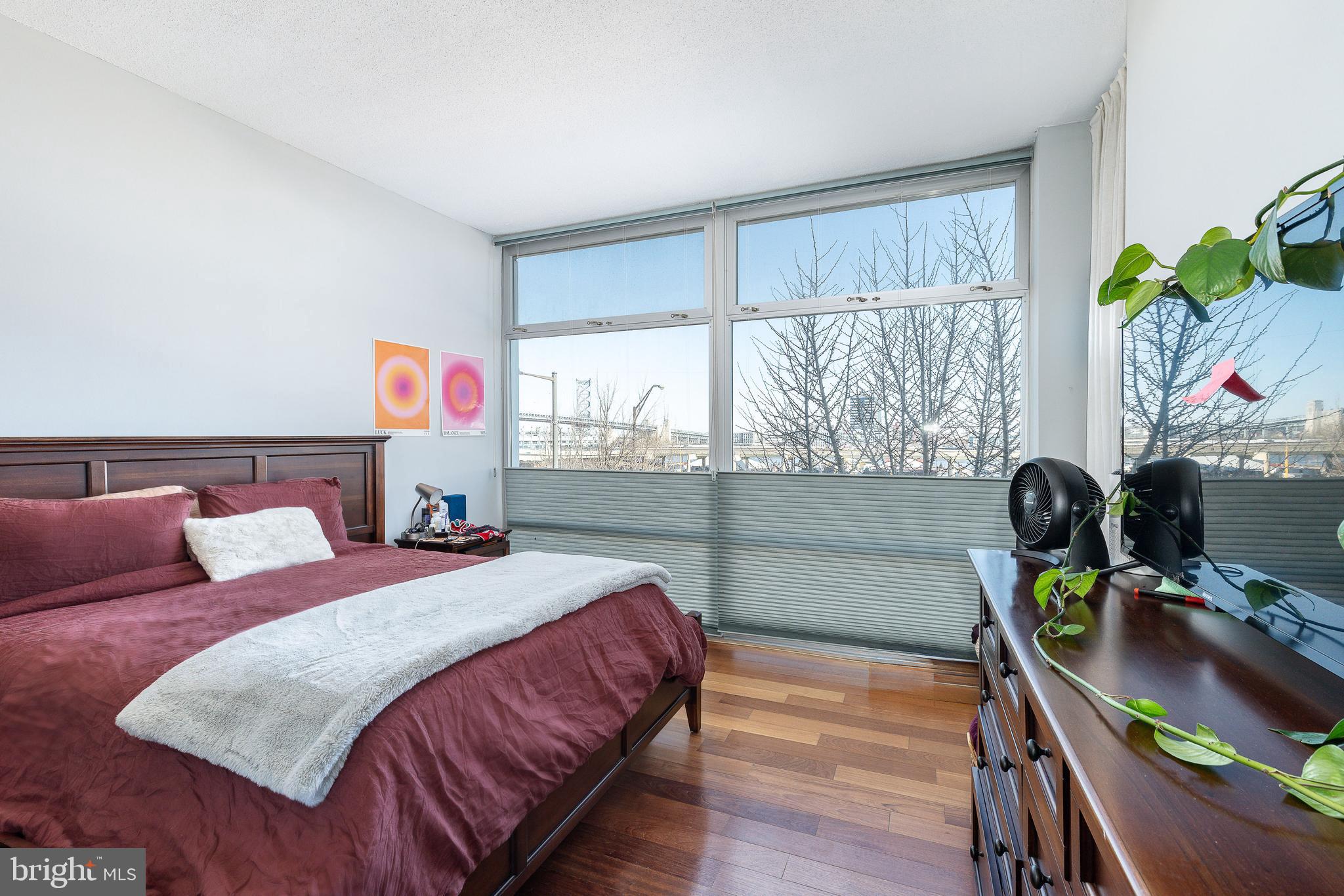 OLD CITY - Residential