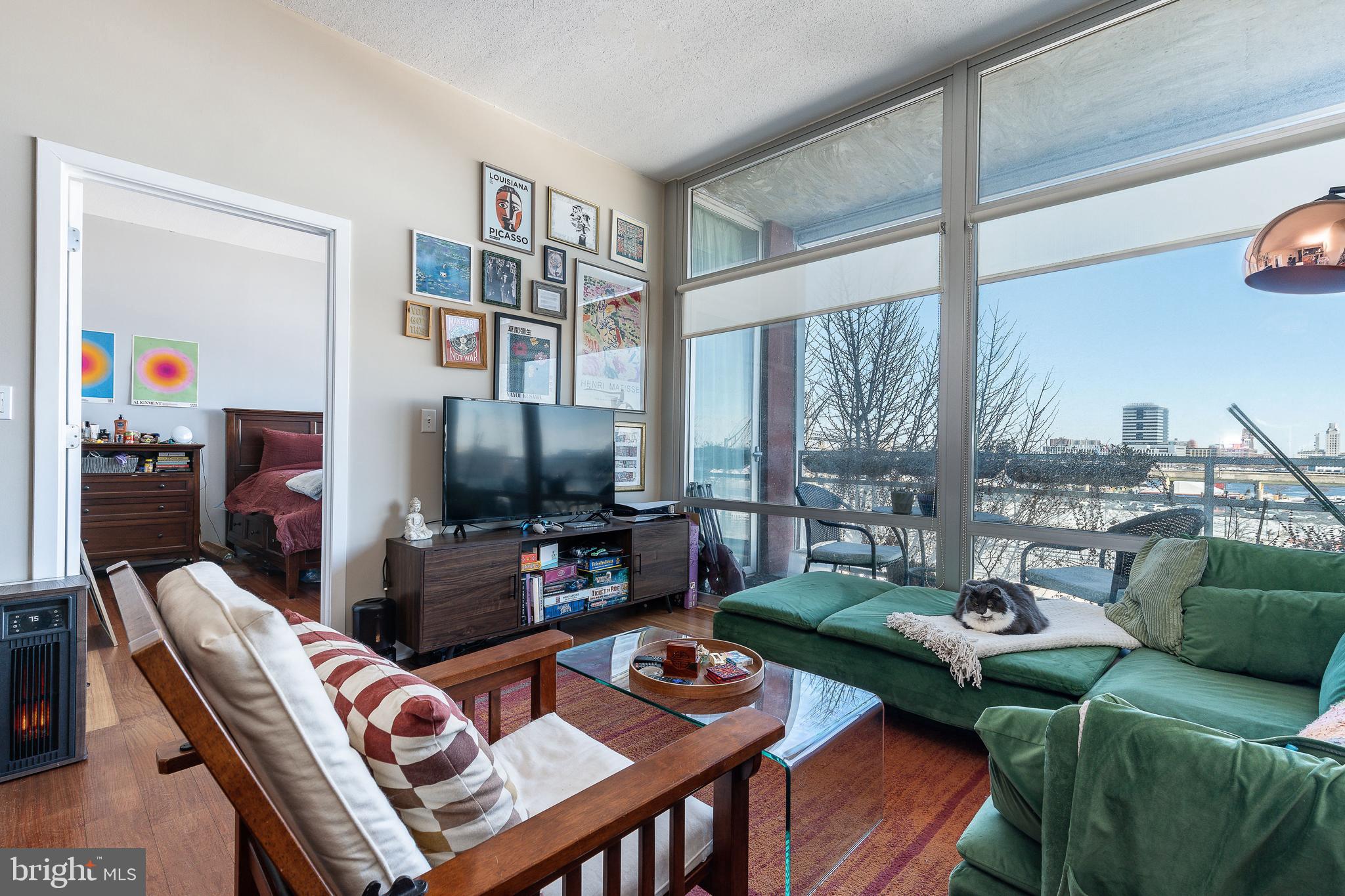 OLD CITY - Residential