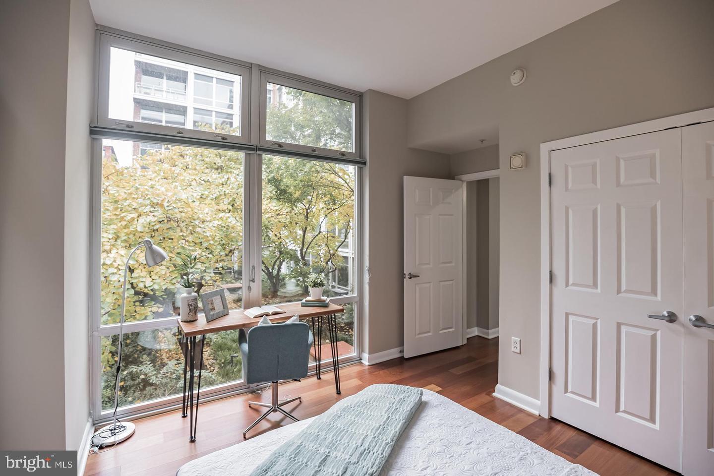 OLD CITY - Residential