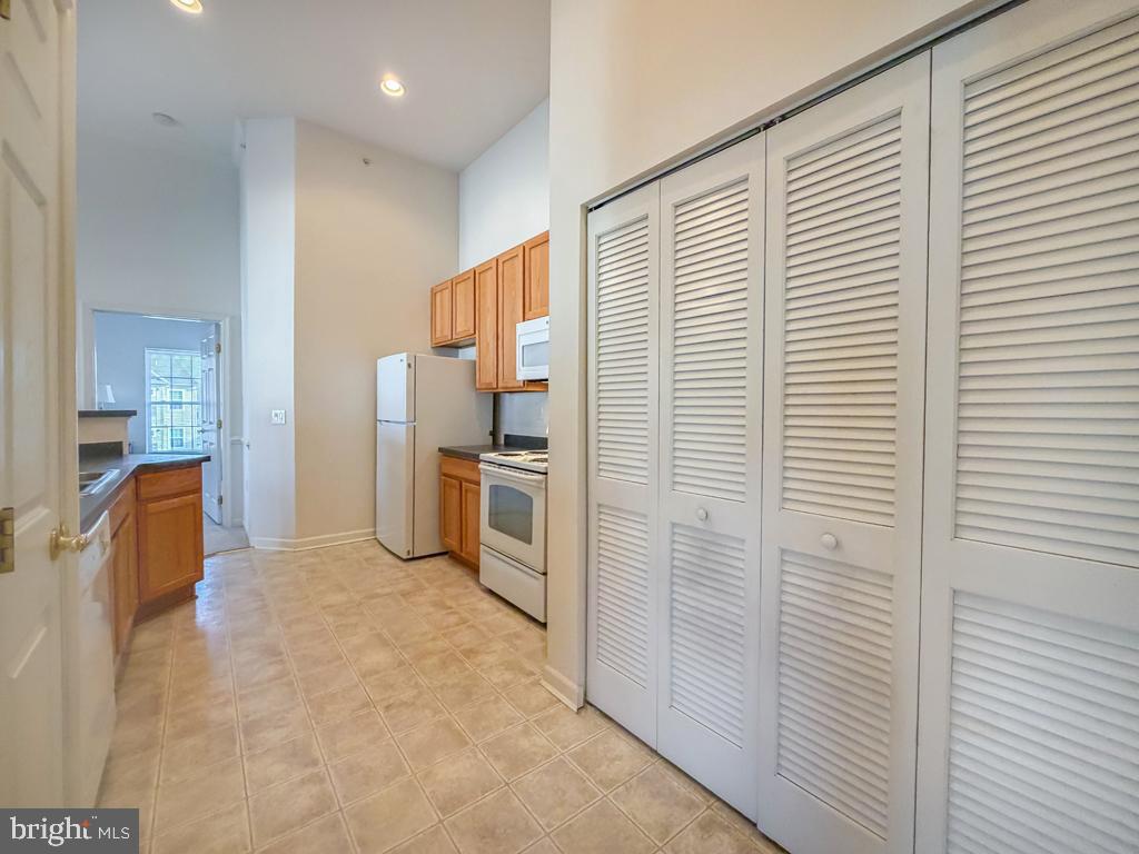 HEARTHSTONE AT WEST BRISTOL - Residential