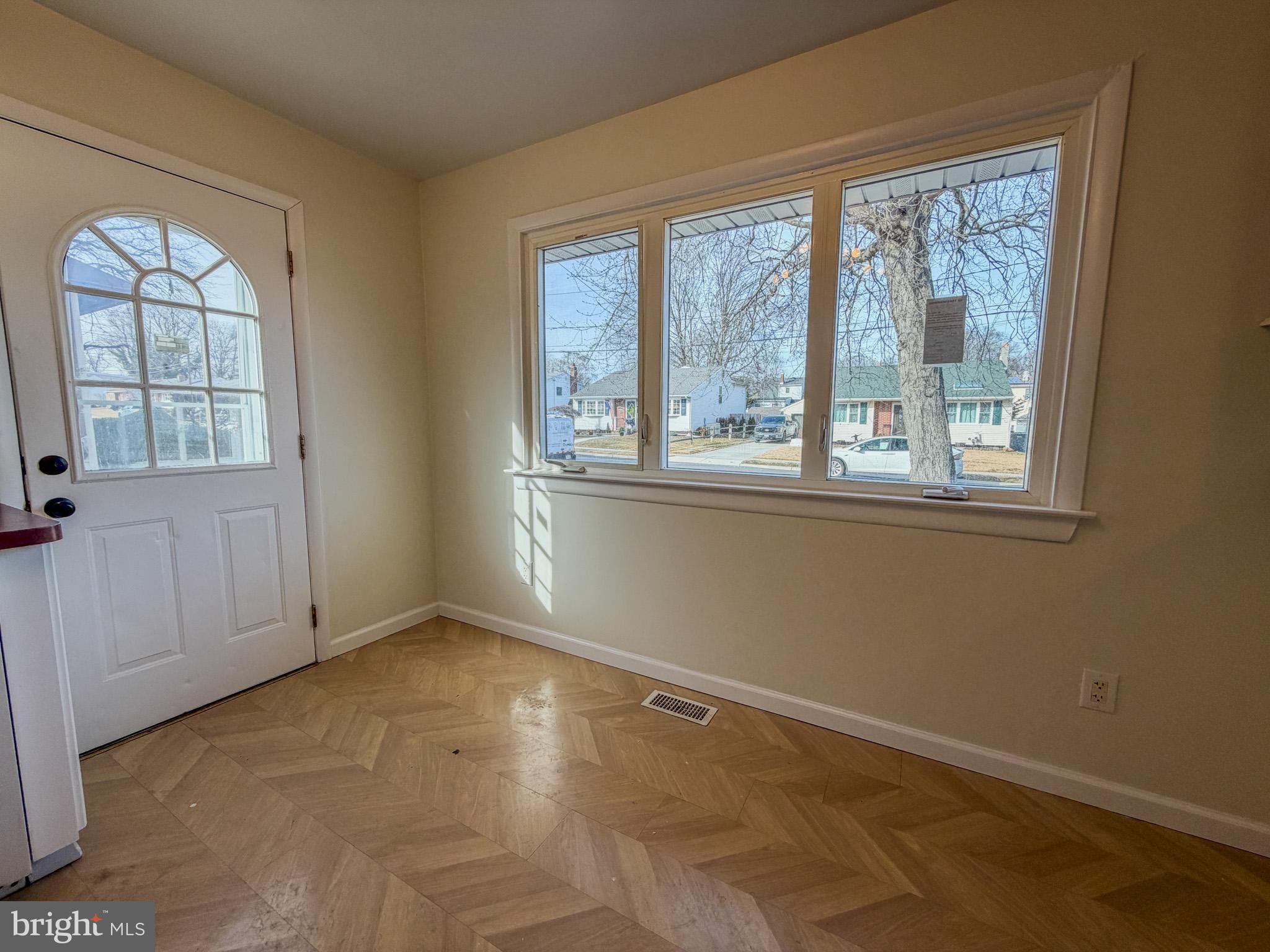 50 E MAPLE AVENUE