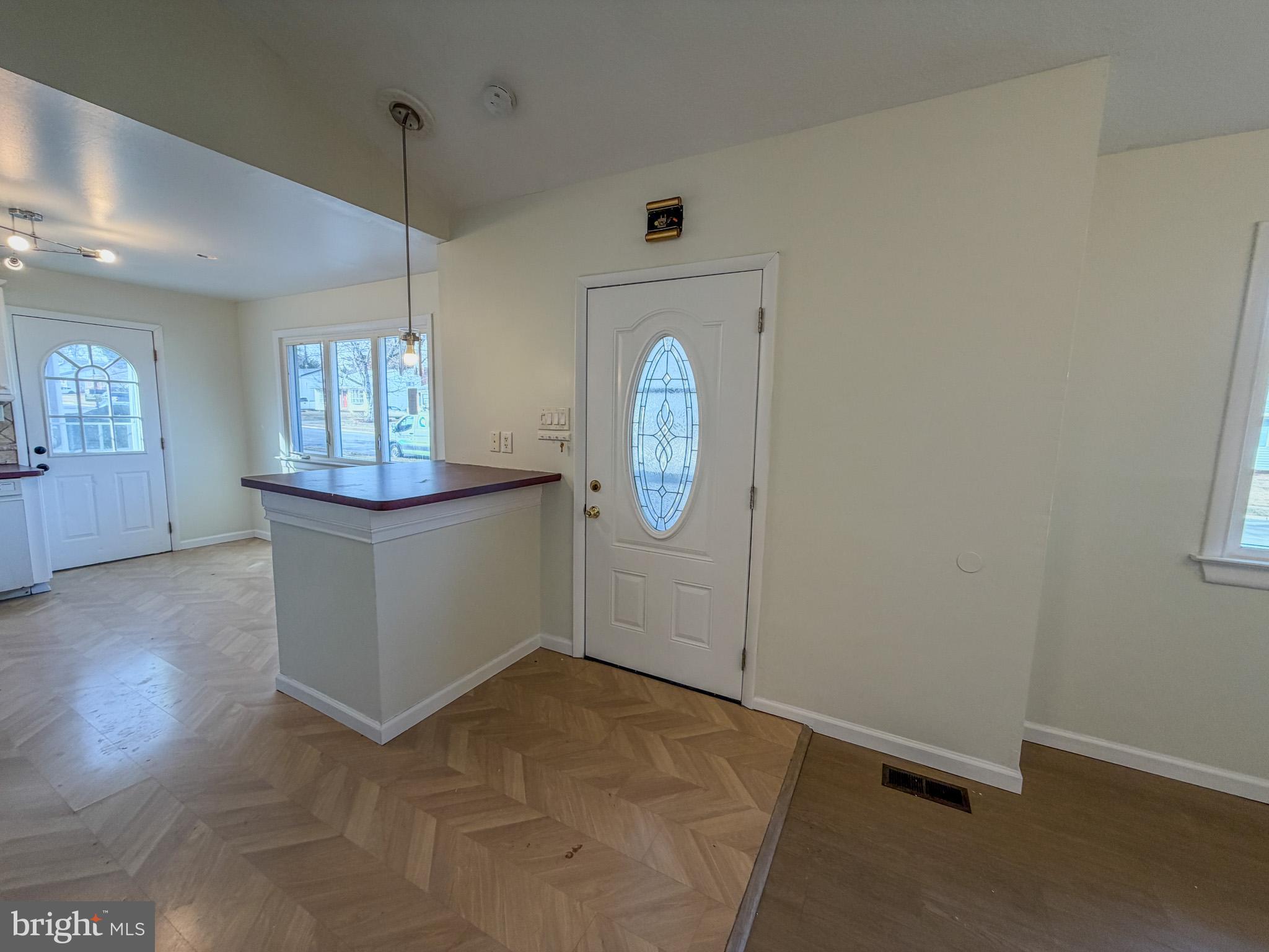 50 E MAPLE AVENUE