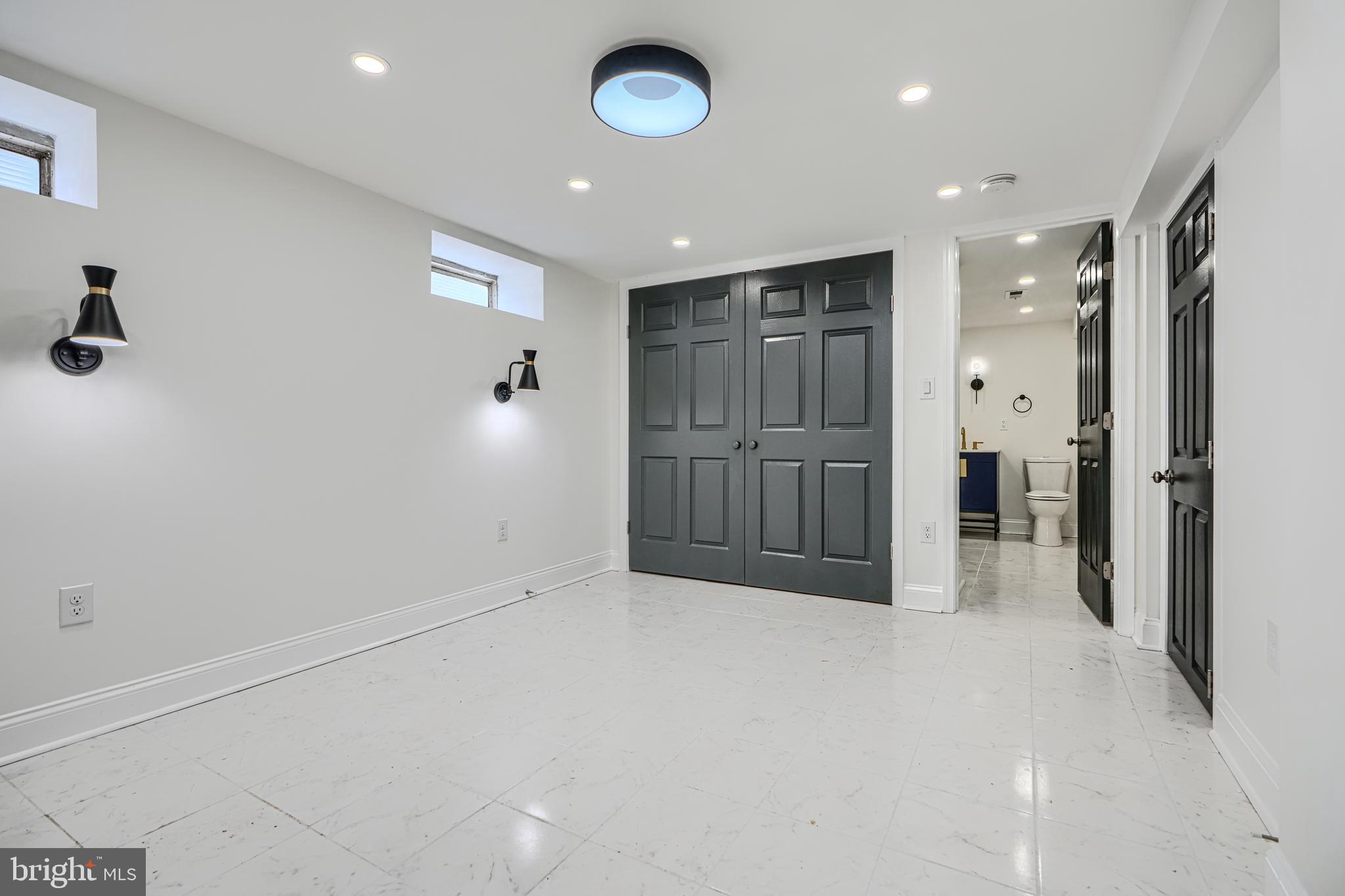 WALBROOK - Residential