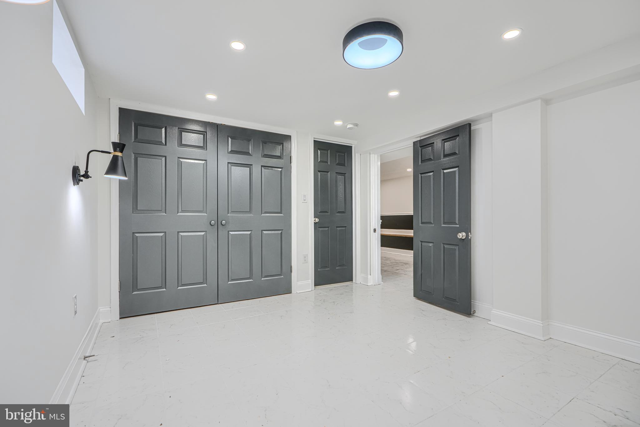 WALBROOK - Residential