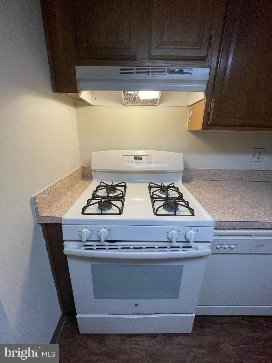 NORTHGATE CONDO - Residential Lease