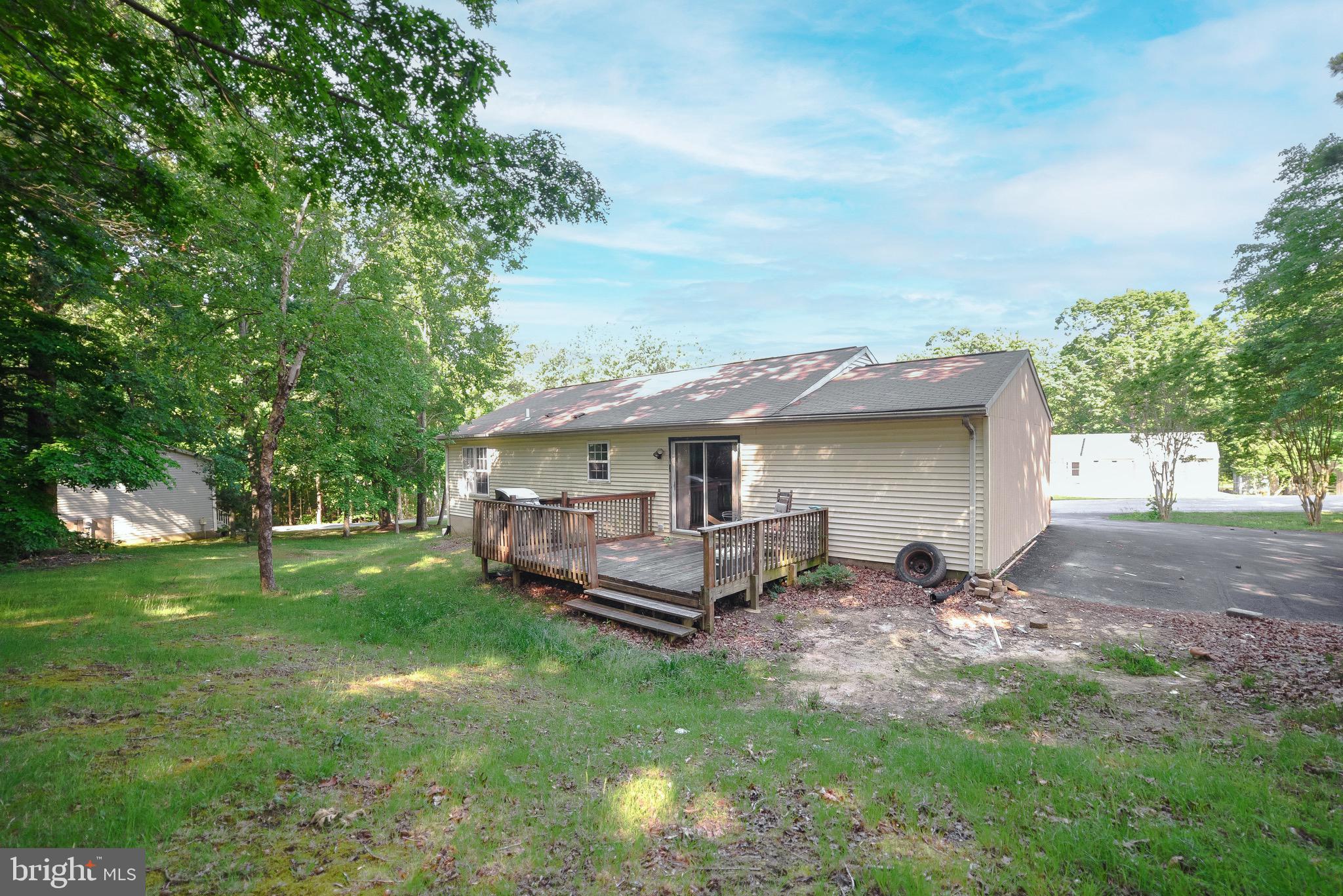 HUNTING QUARTERS - Residential