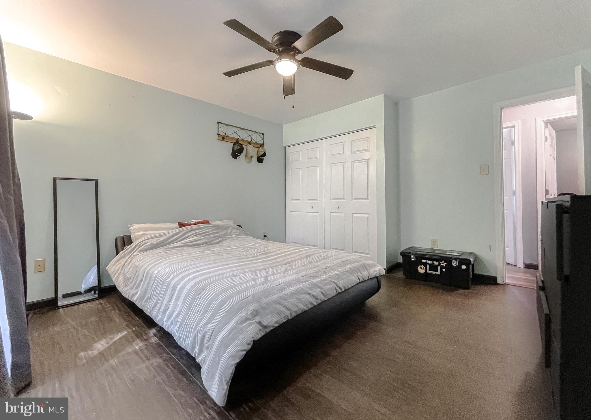 HUNTING QUARTERS - Residential