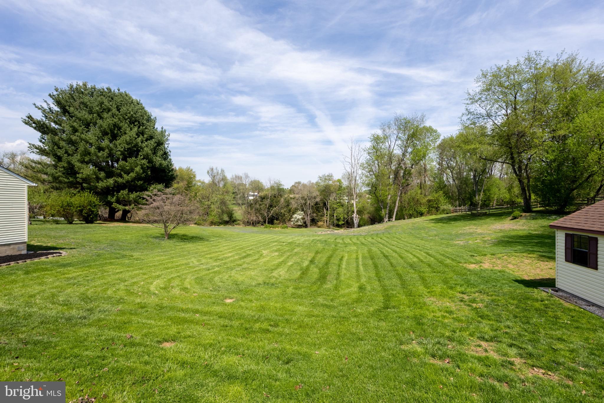 GREENFIELDS - Residential