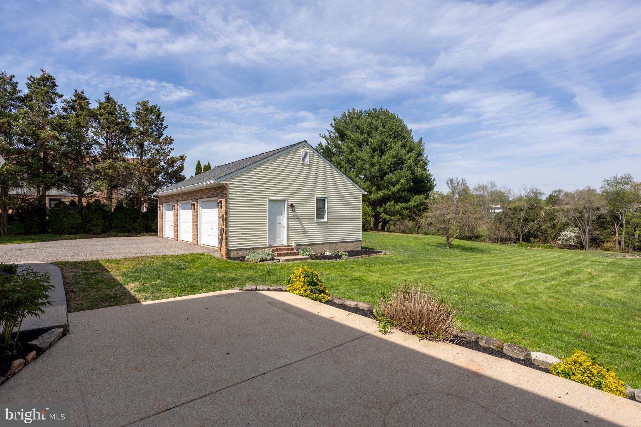 GREENFIELDS - Residential