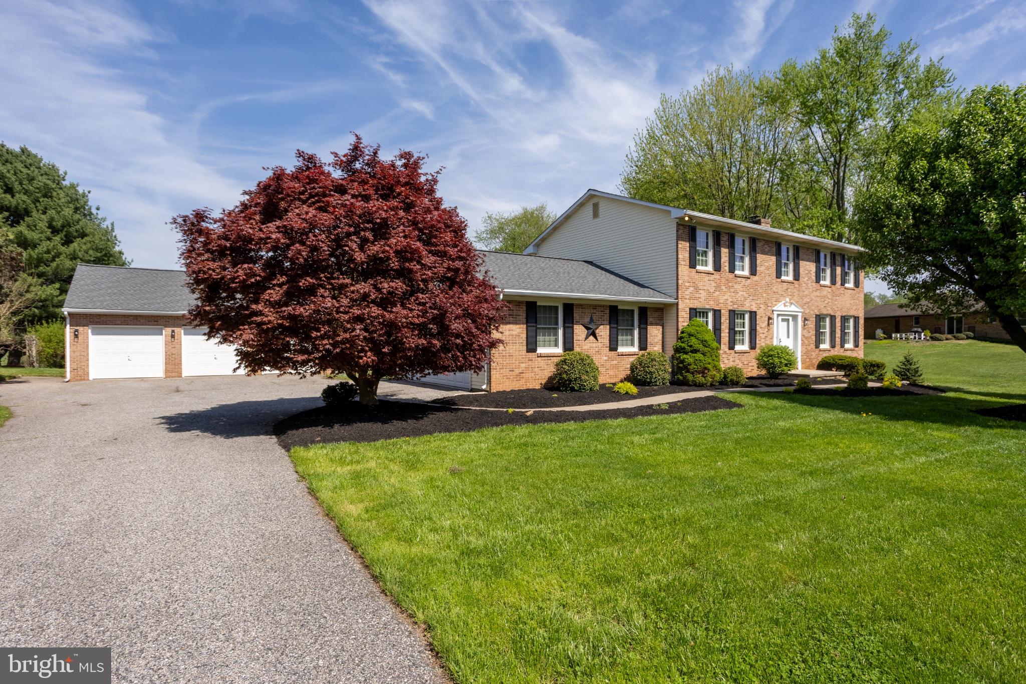 GREENFIELDS - Residential