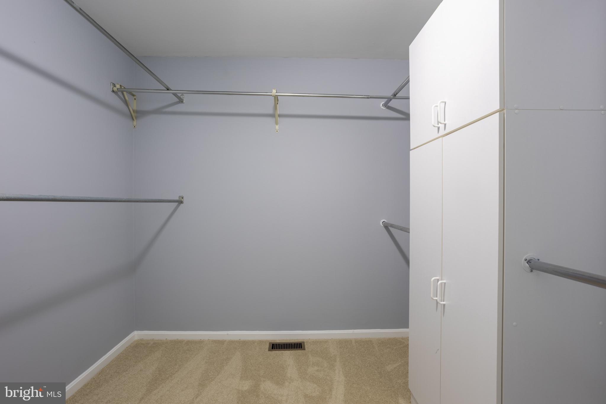 GREENFIELDS - Residential