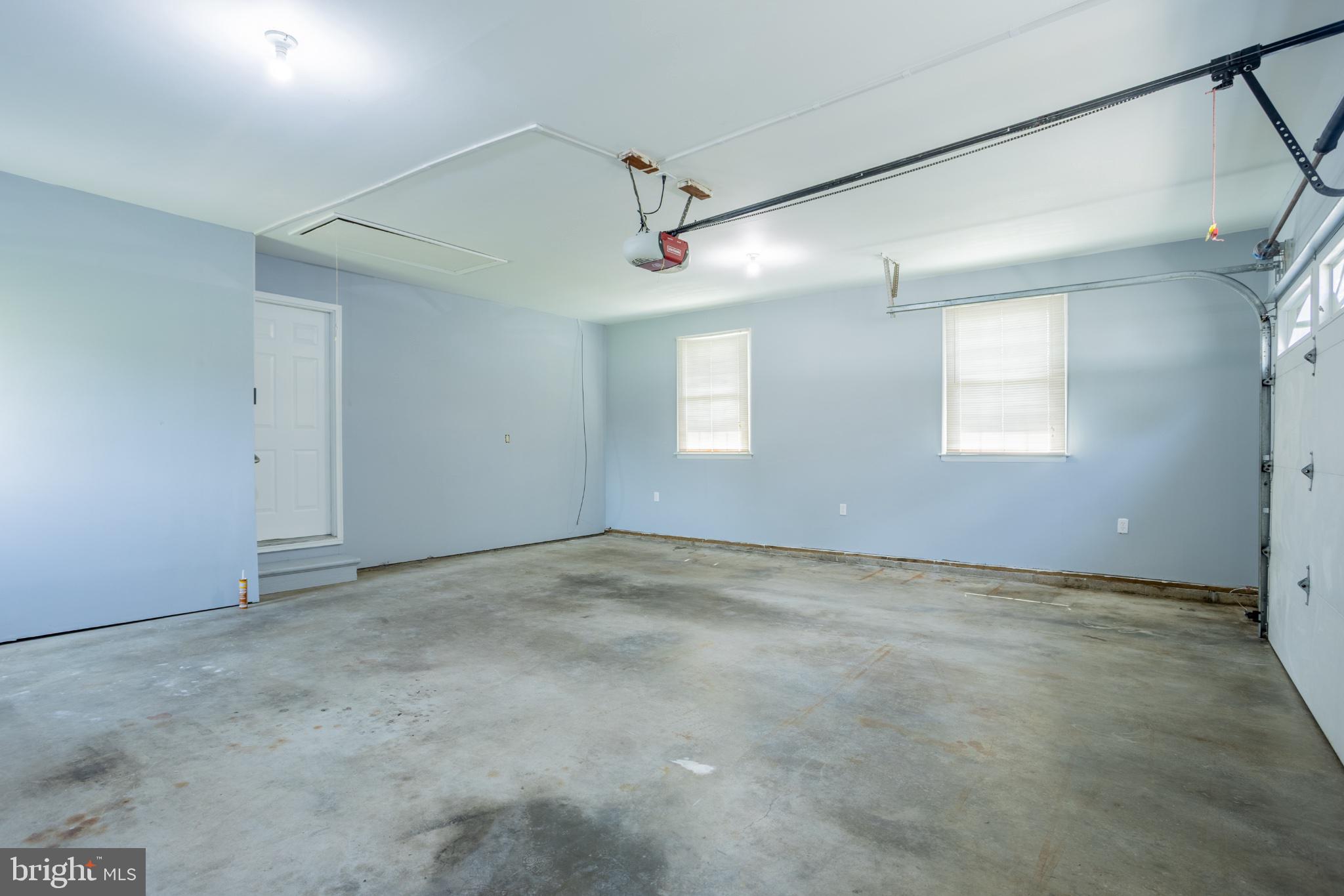 GREENFIELDS - Residential