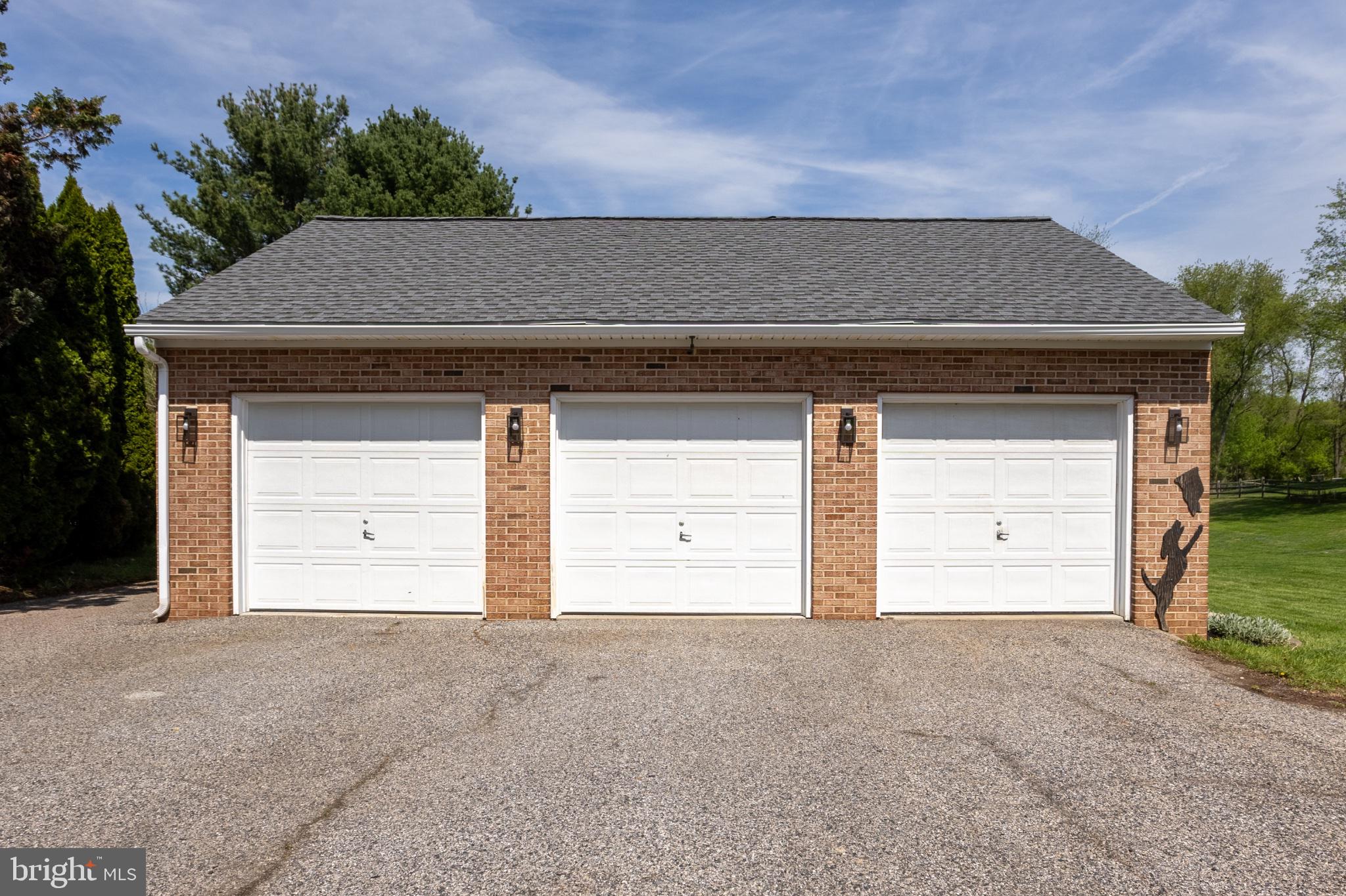 GREENFIELDS - Residential