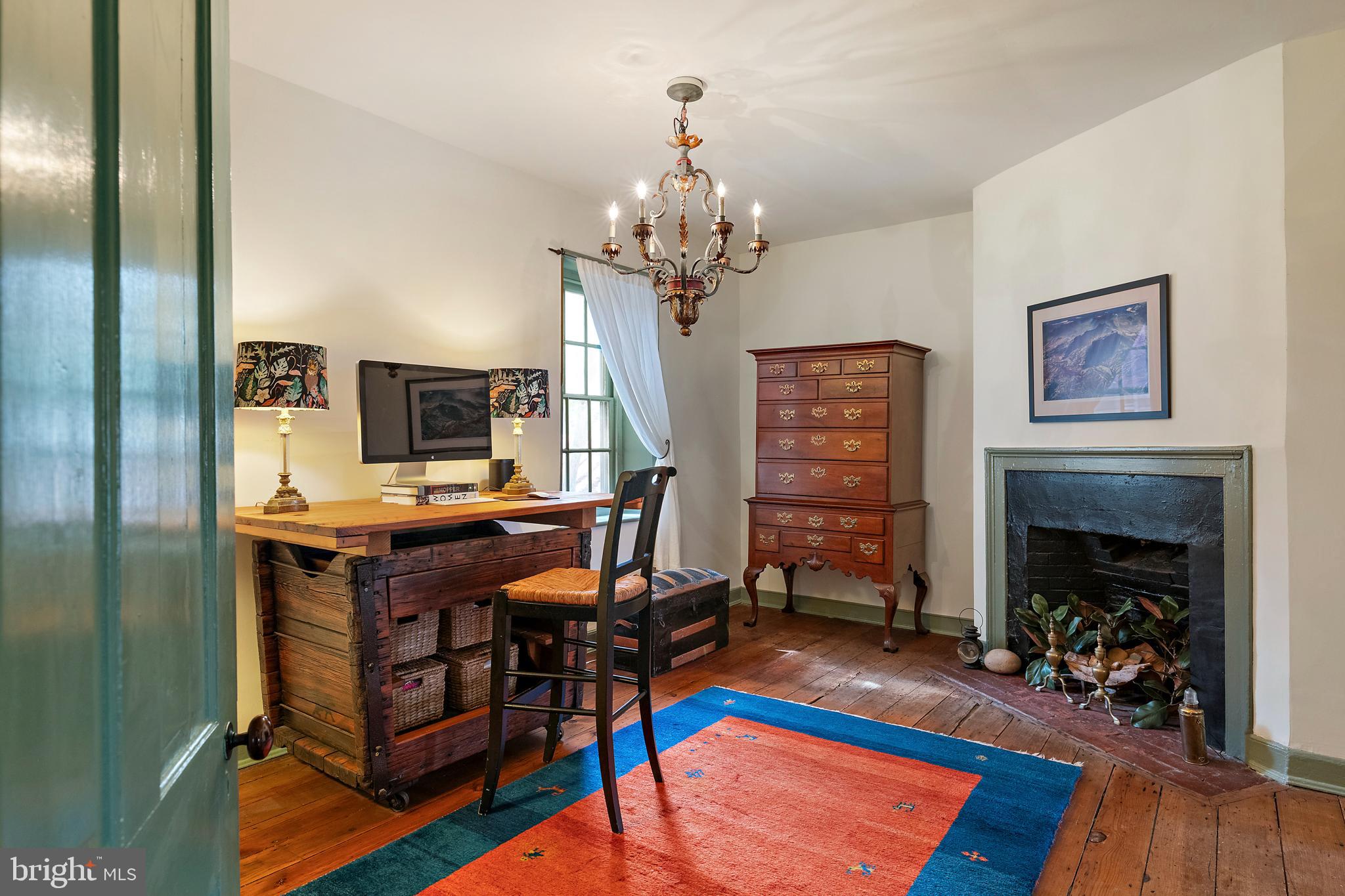 HISTORIC DISTRICT - Residential
