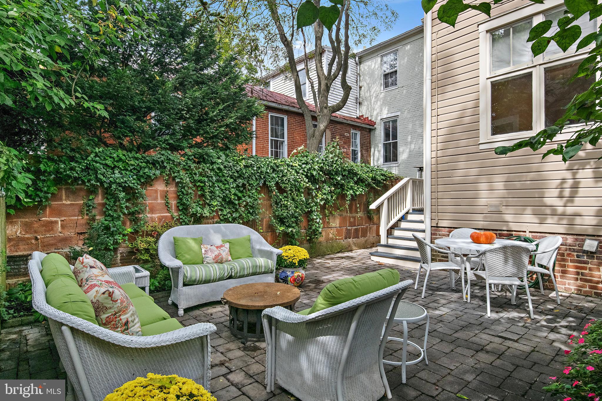 HISTORIC DISTRICT - Residential