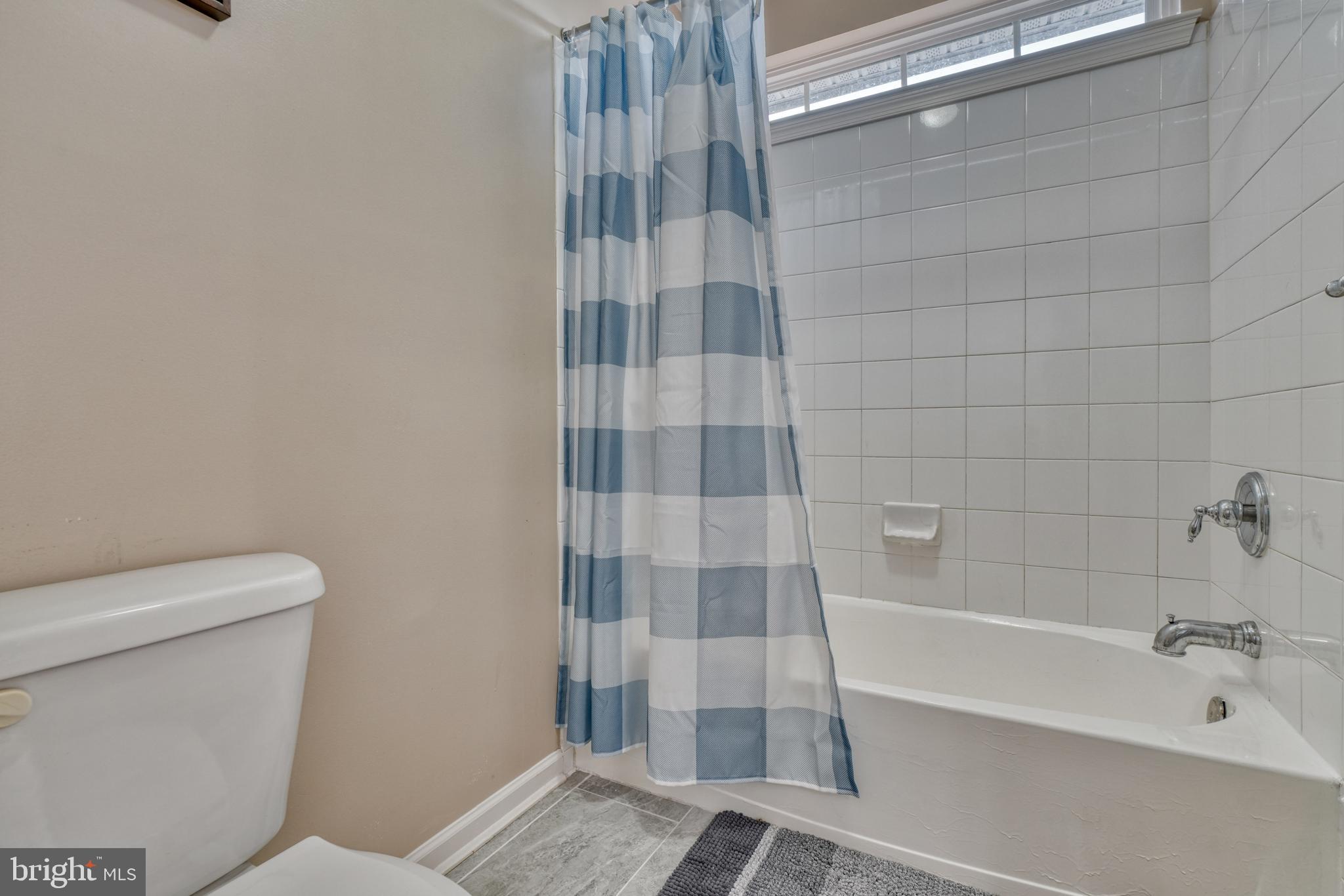 NOTTINGHAM - Residential Lease