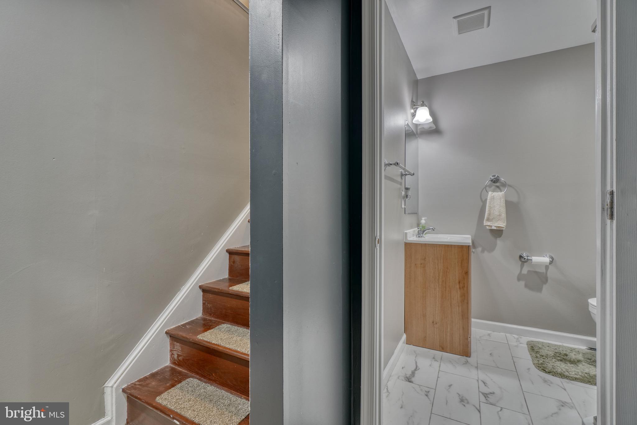 NOTTINGHAM - Residential Lease