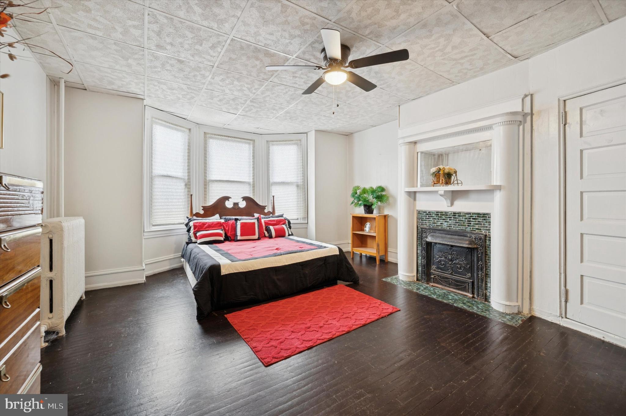 UNIVERSITY CITY - Residential