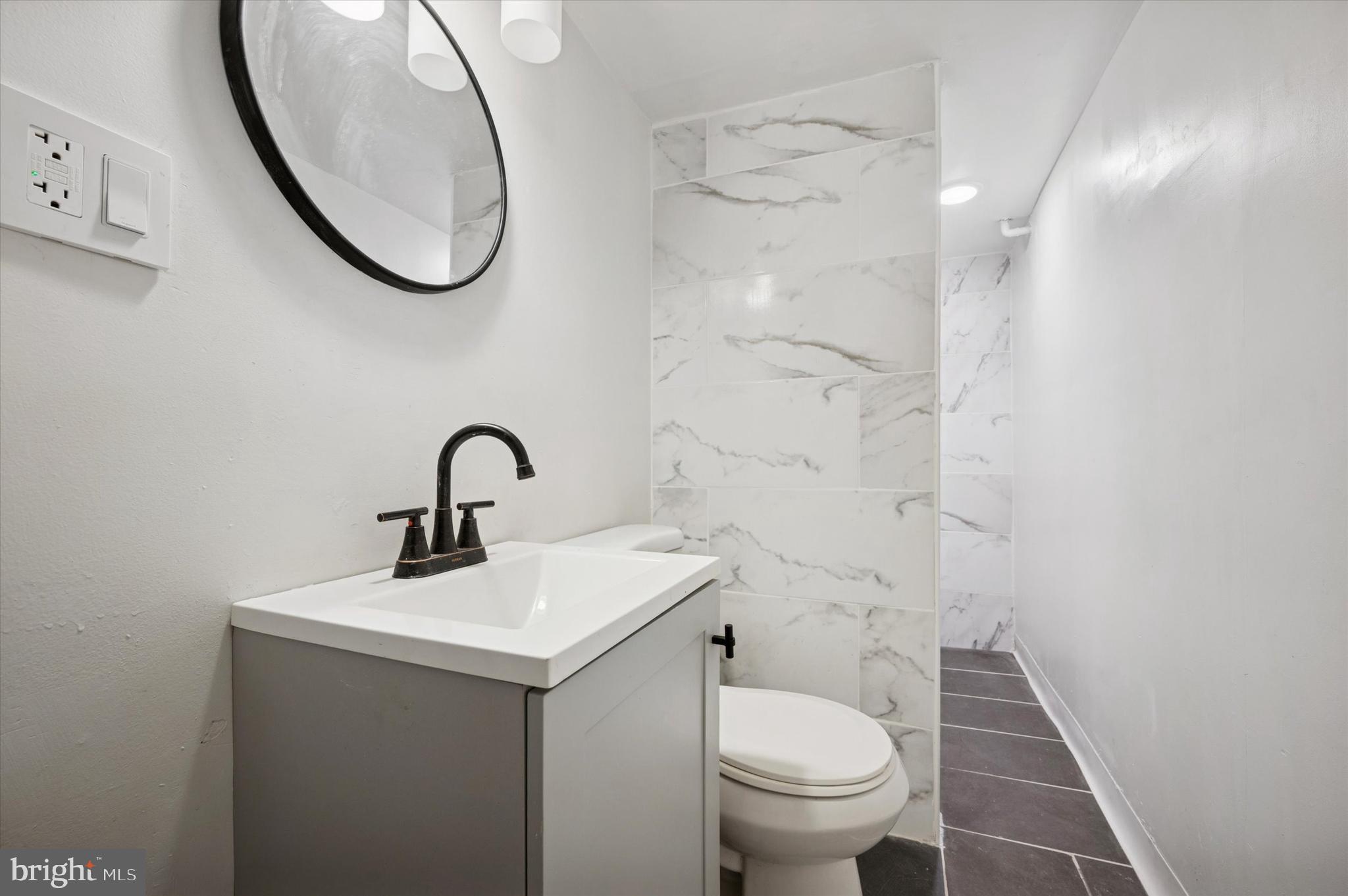 UNIVERSITY CITY - Residential