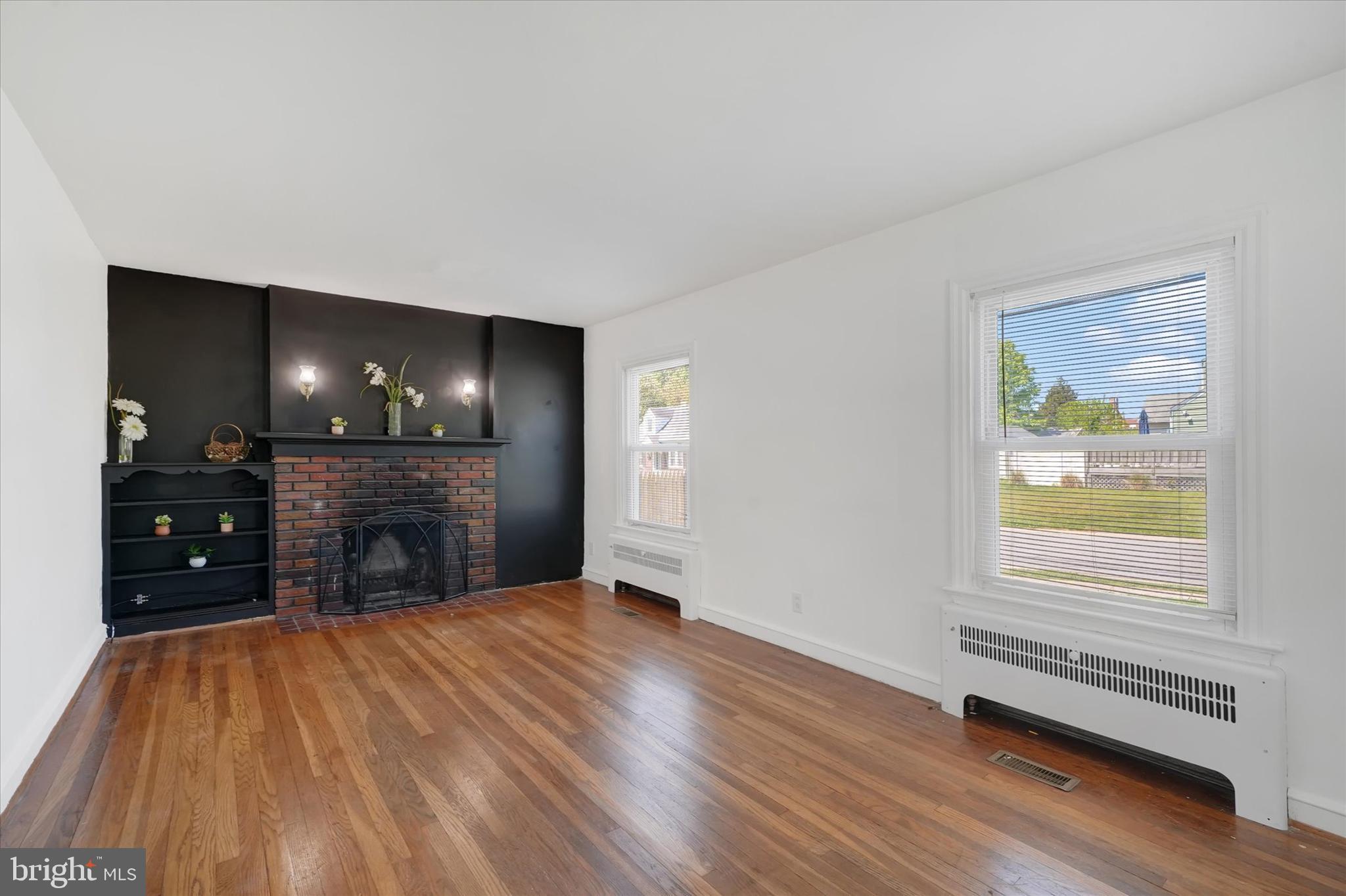 WOODCREST - Residential
