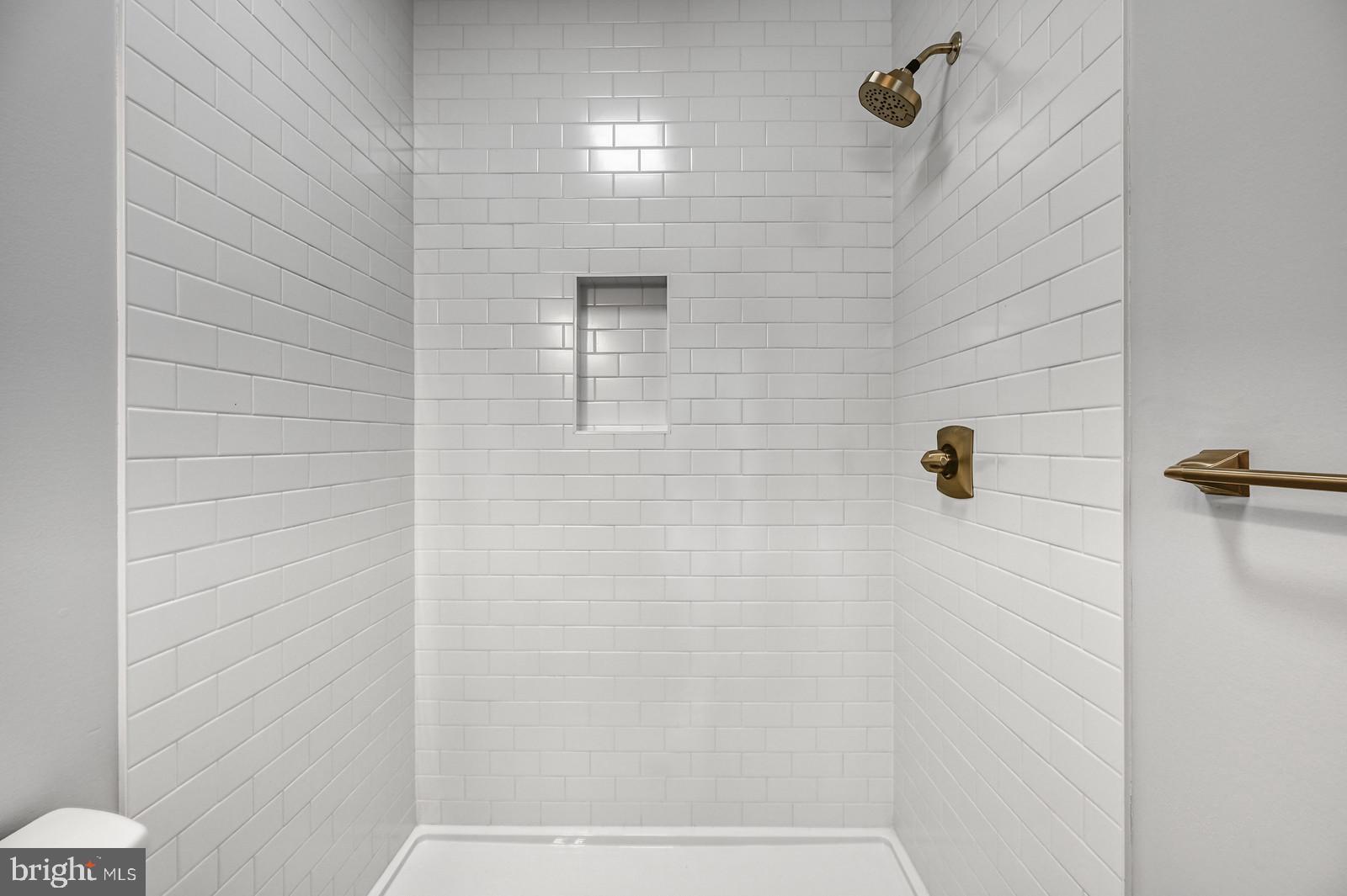 FOREST HILL - Residential