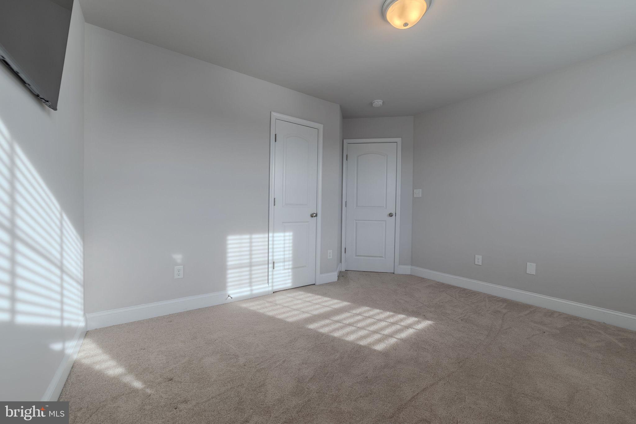 CHANDLERS GLEN - Residential
