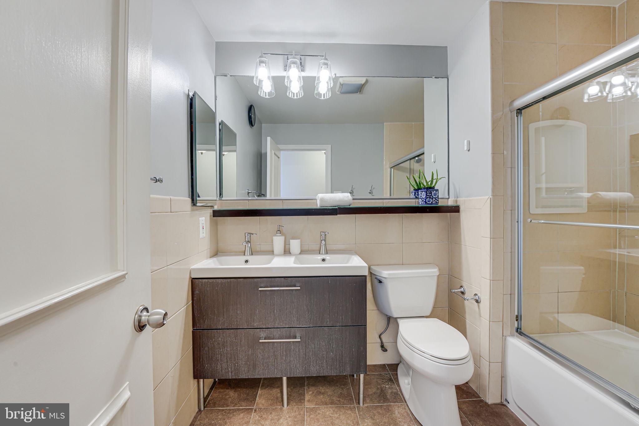 CONGRESSIONAL ACRES - Residential