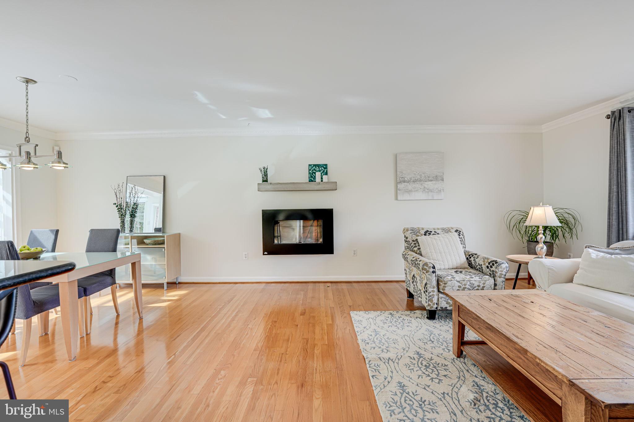 CONGRESSIONAL ACRES - Residential