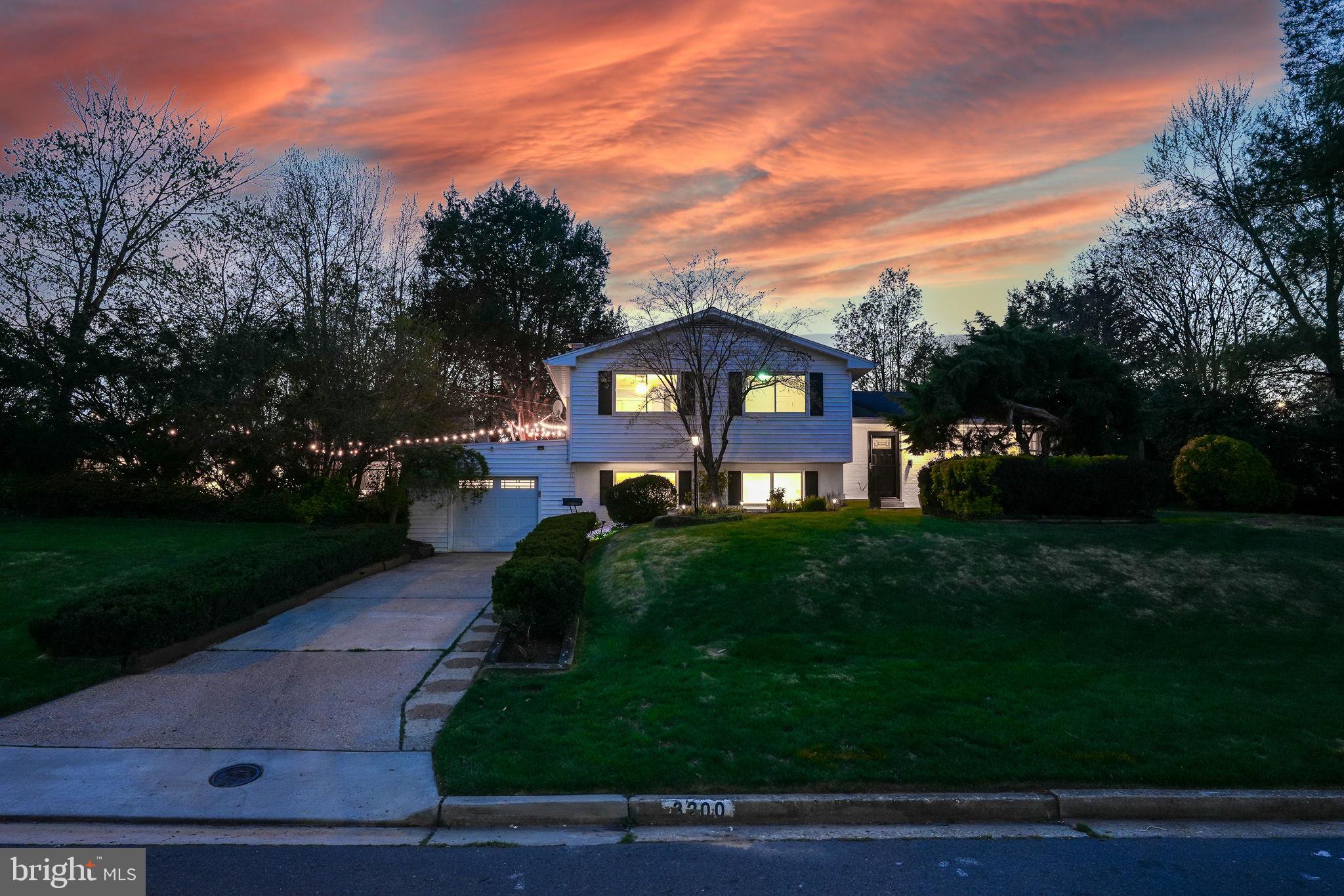 CONGRESSIONAL ACRES - Residential