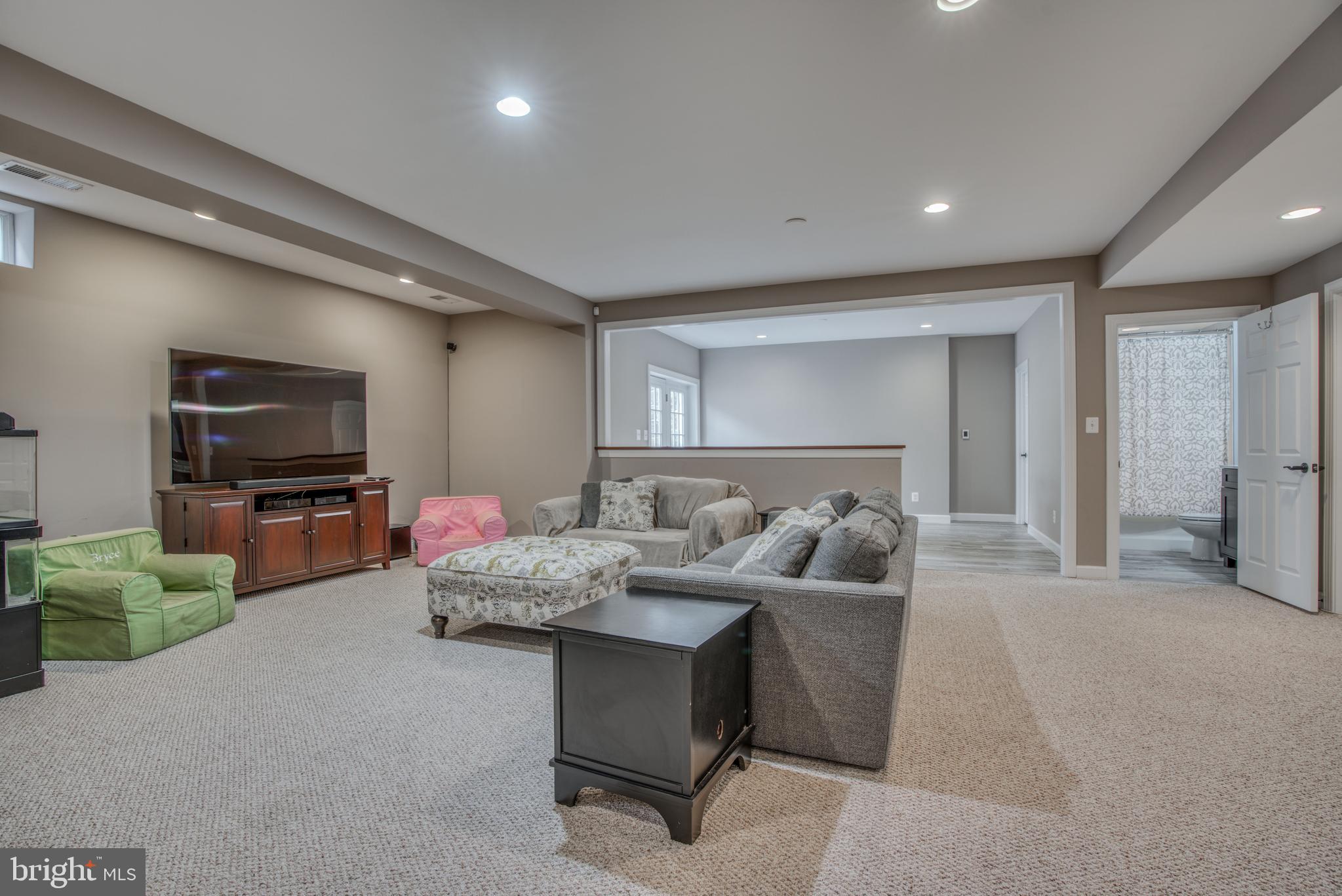 WATERFORD PRESERVE - Residential