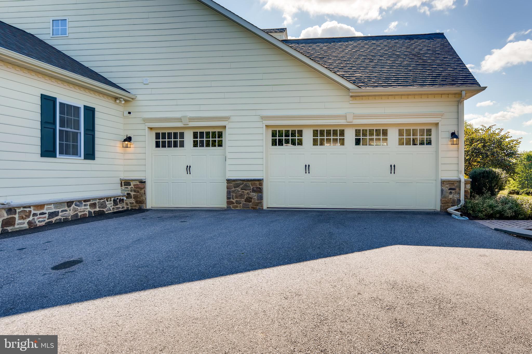 WATERFORD PRESERVE - Residential