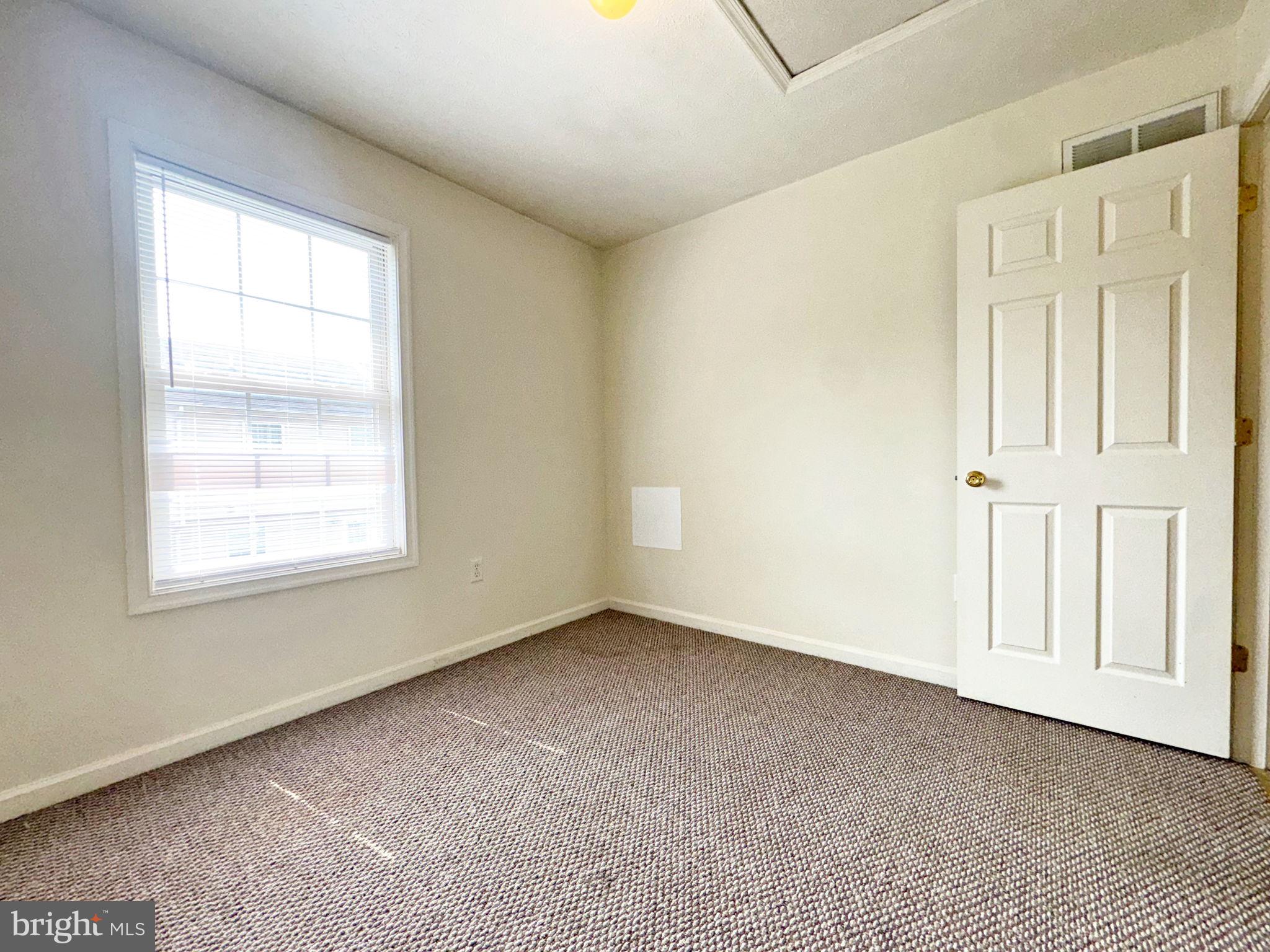 TABLER STATION MANOR - Commercial Sale