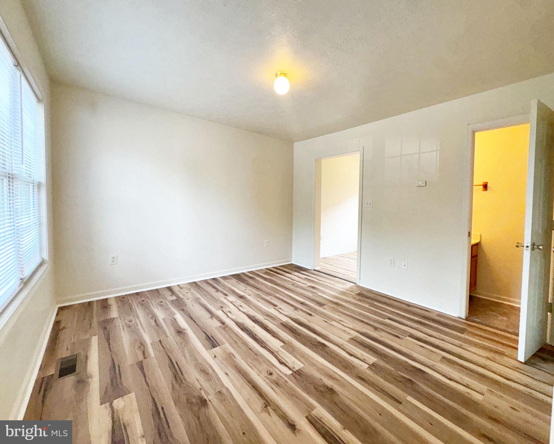 TABLER STATION MANOR - Commercial Sale