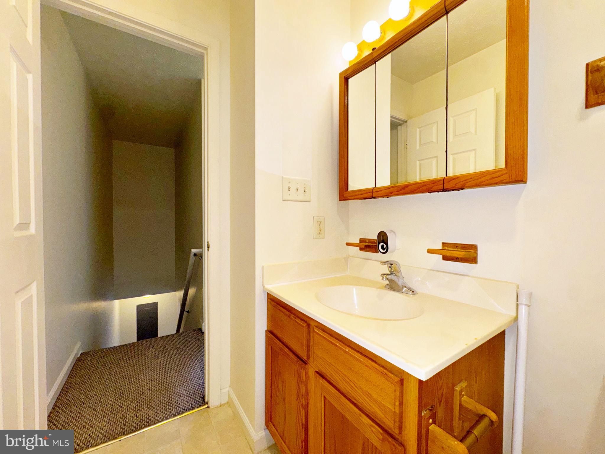 TABLER STATION MANOR - Commercial Sale