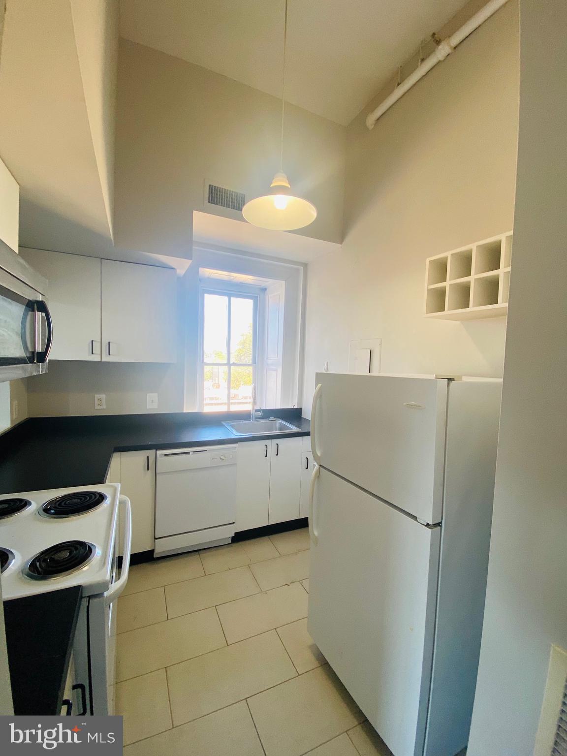 MANAYUNK - Residential Lease