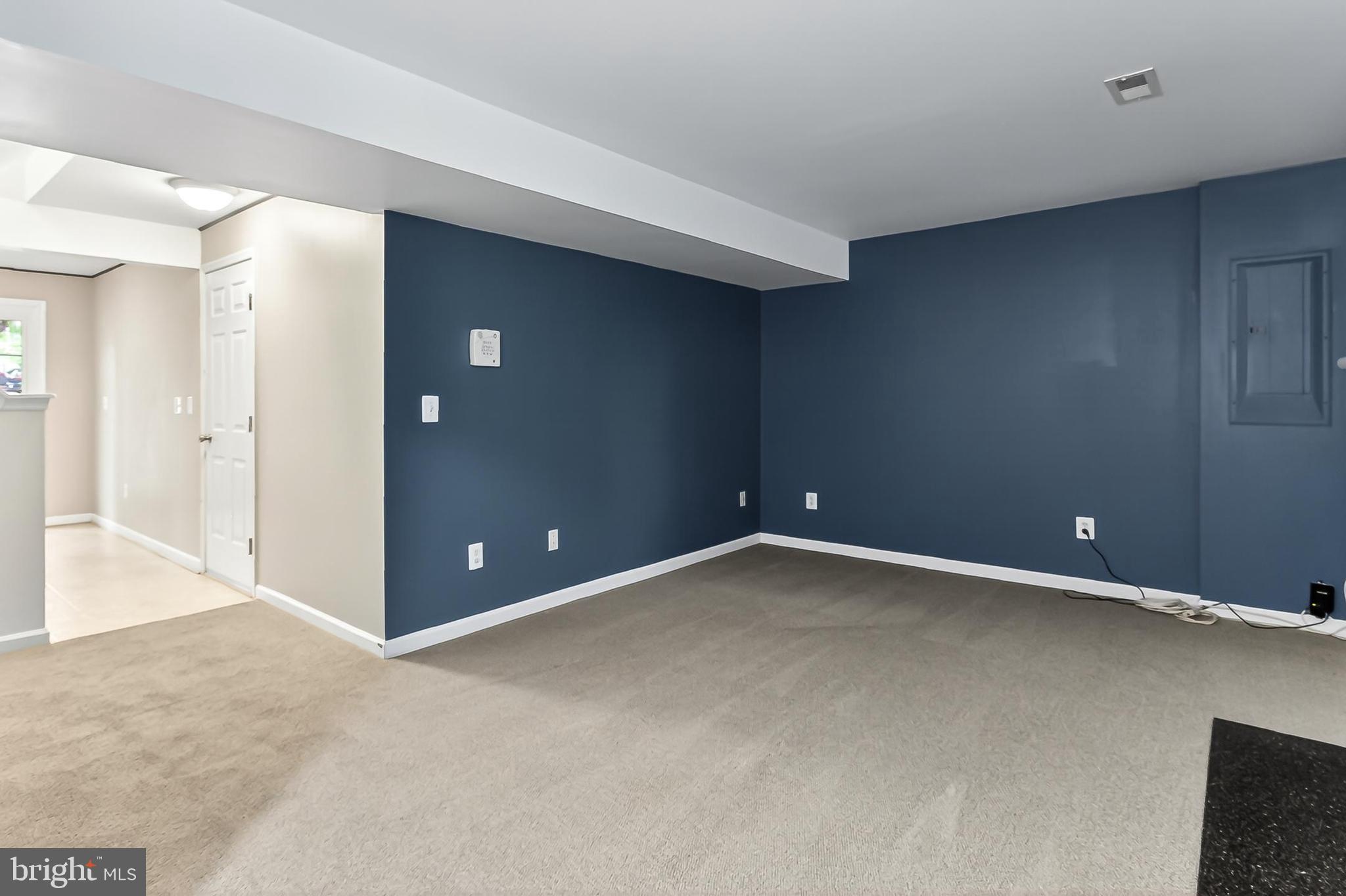 CENTRE RIDGE - Residential