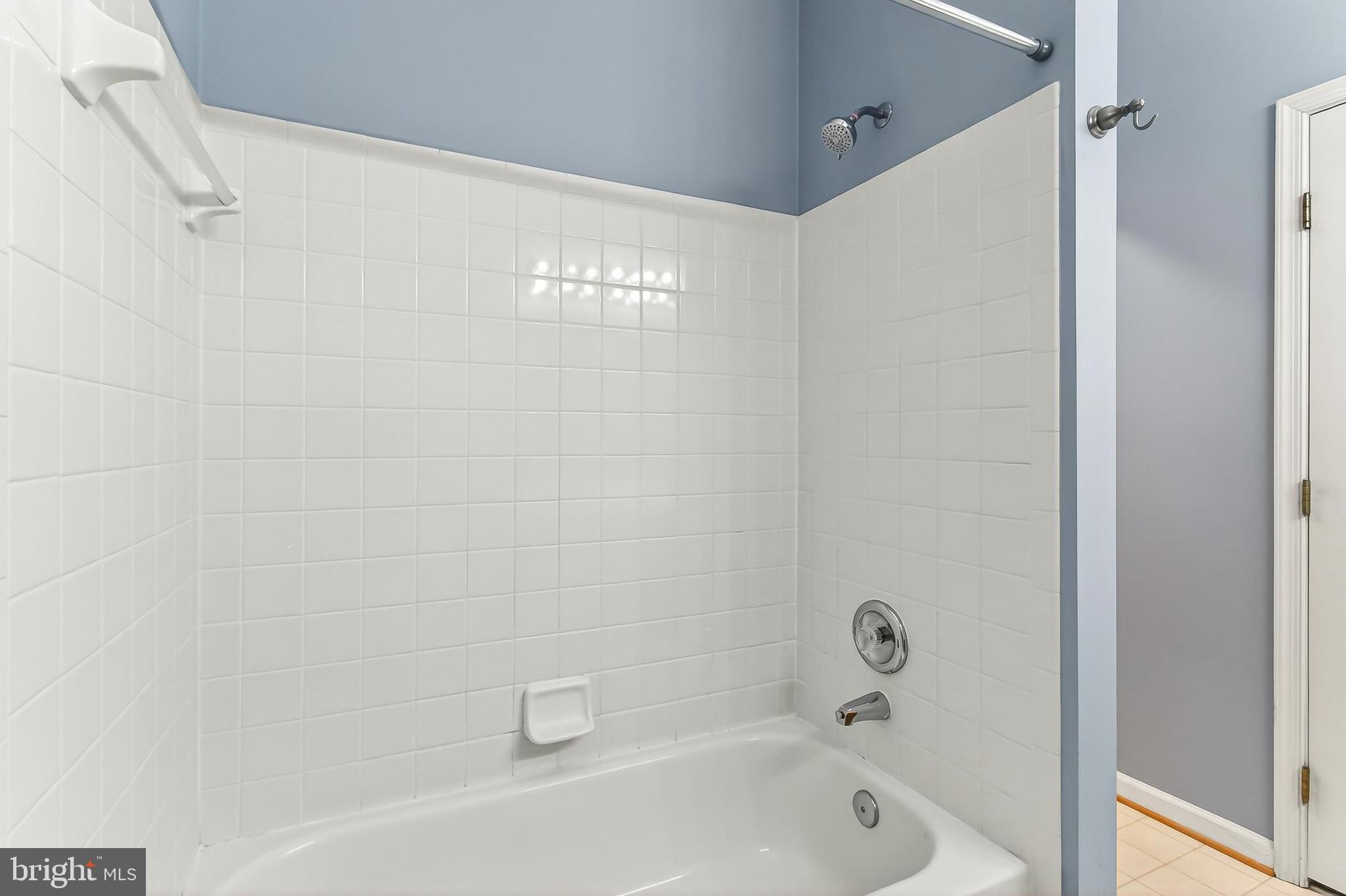 CENTRE RIDGE - Residential