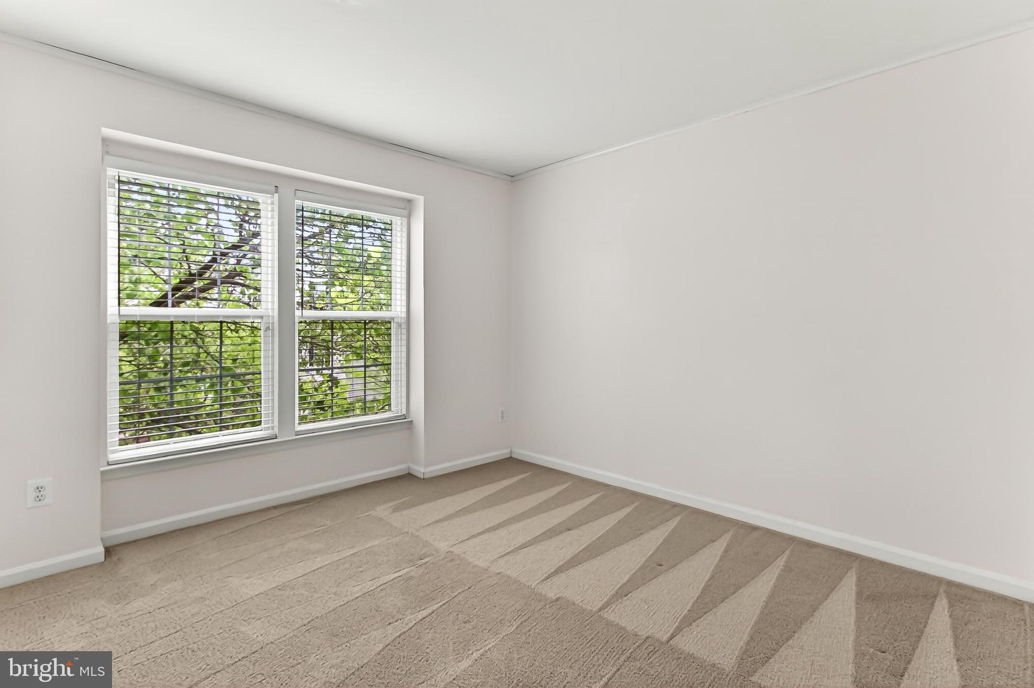 CENTRE RIDGE - Residential