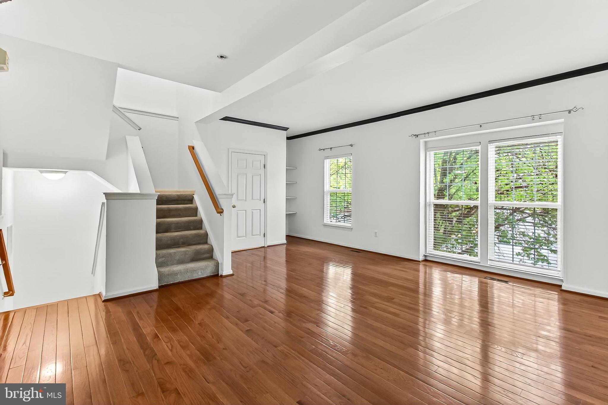 CENTRE RIDGE - Residential