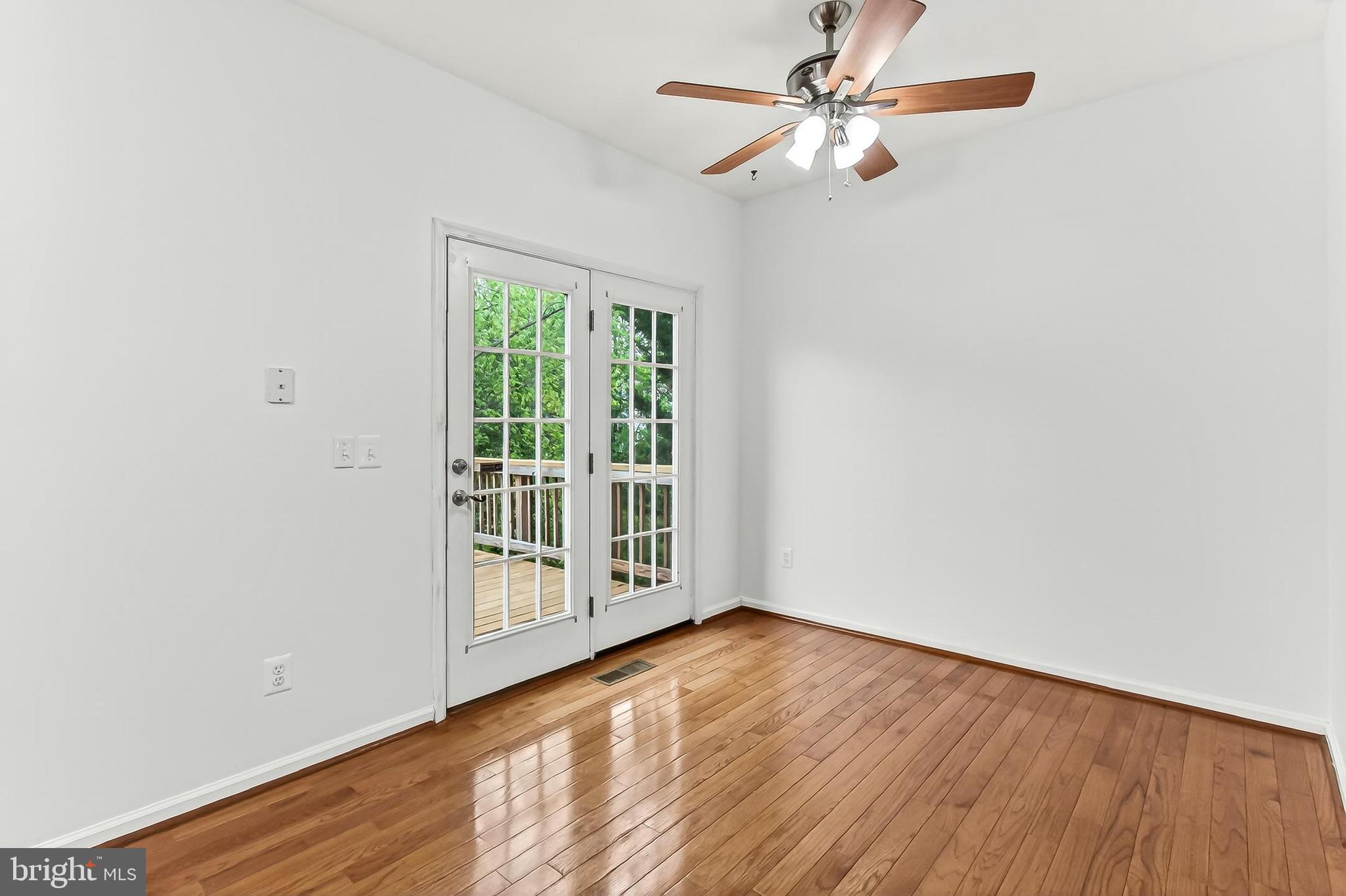 CENTRE RIDGE - Residential