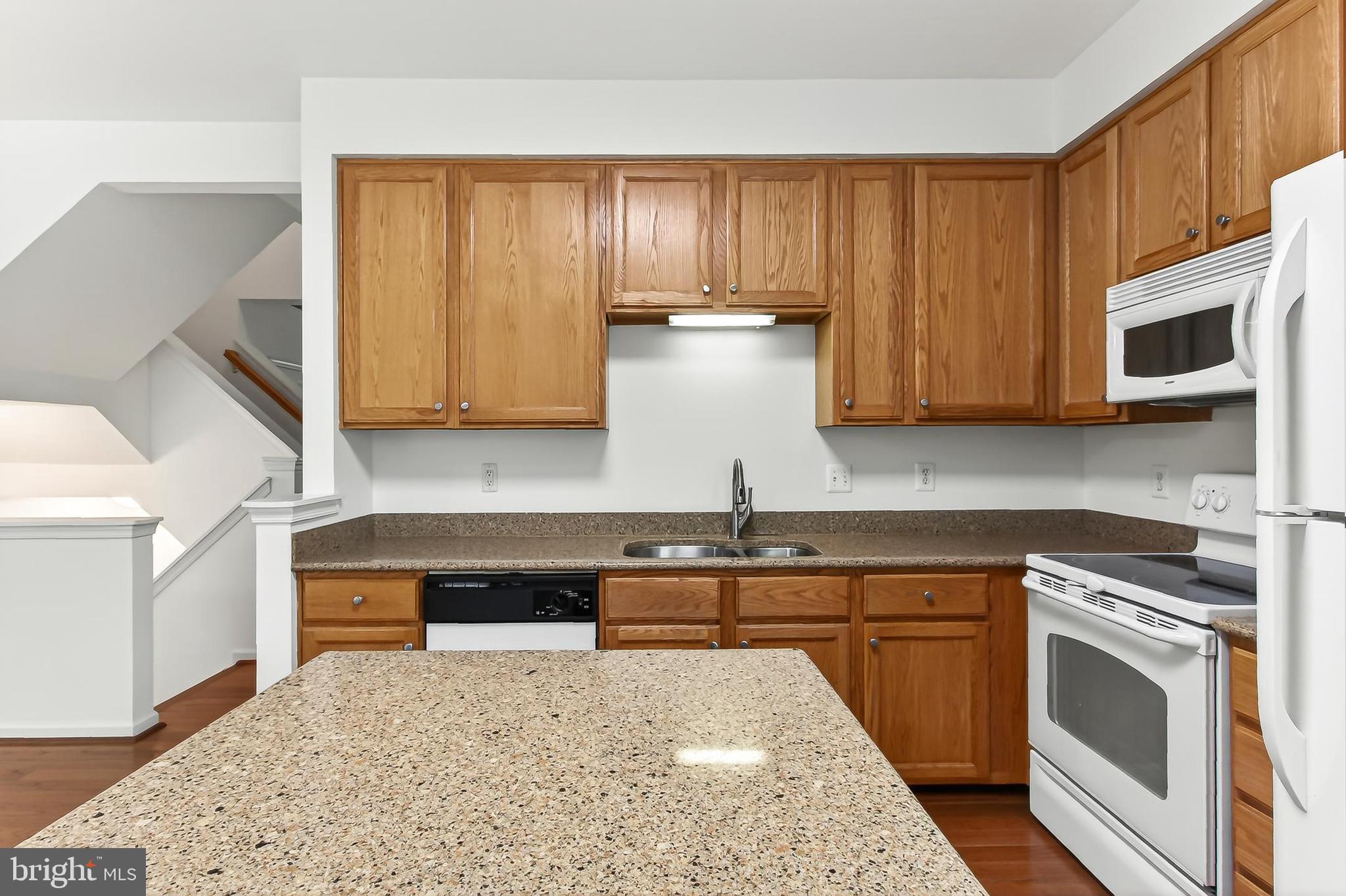 CENTRE RIDGE - Residential