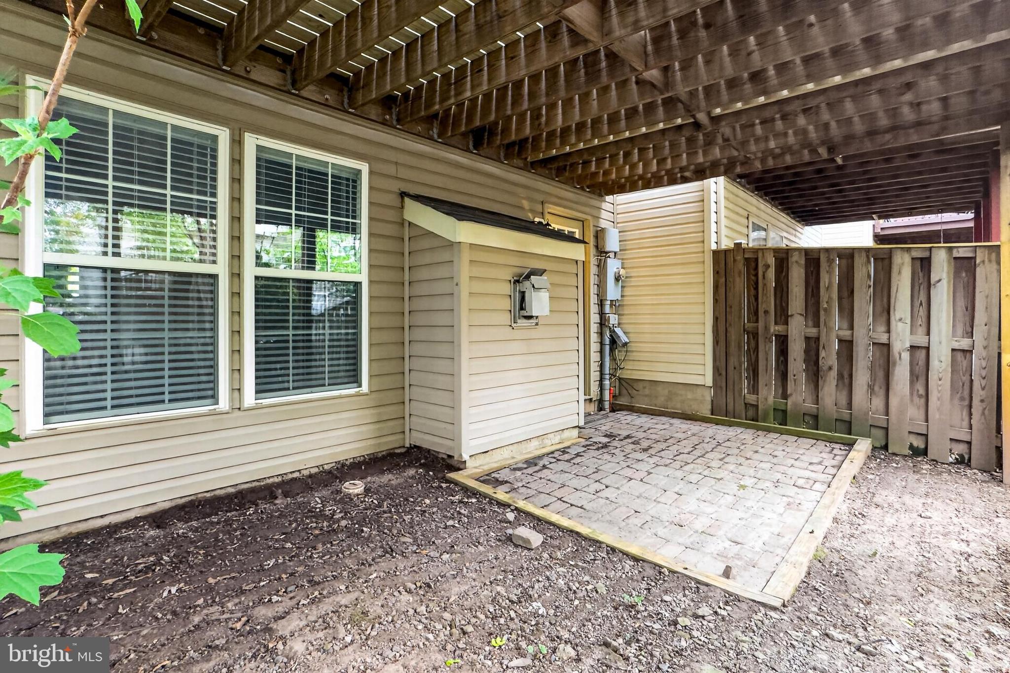 CENTRE RIDGE - Residential