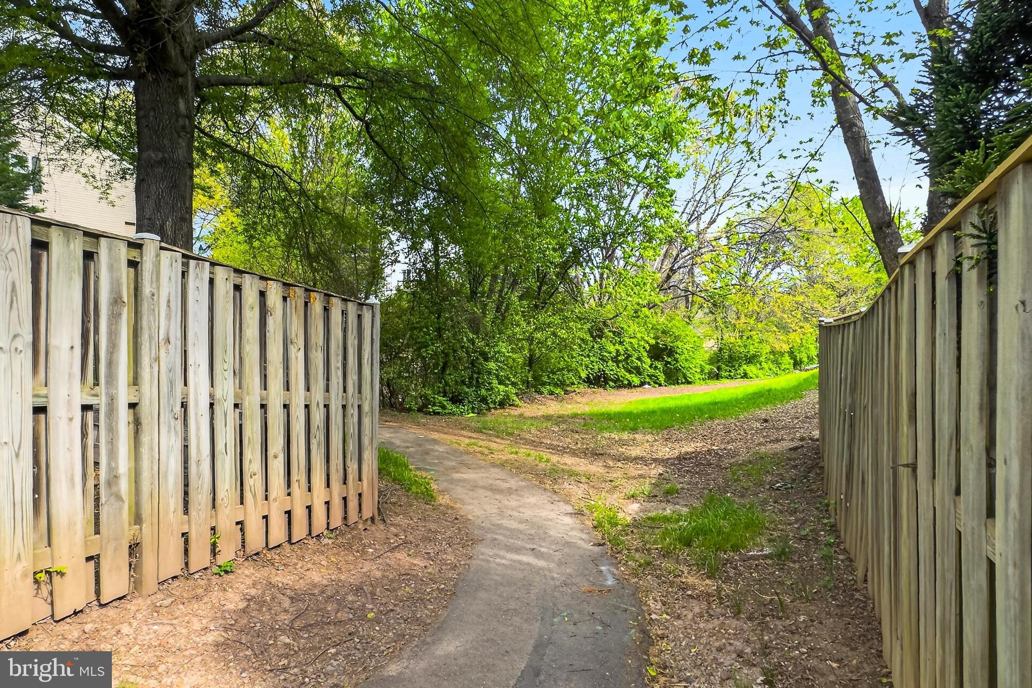 CENTRE RIDGE - Residential