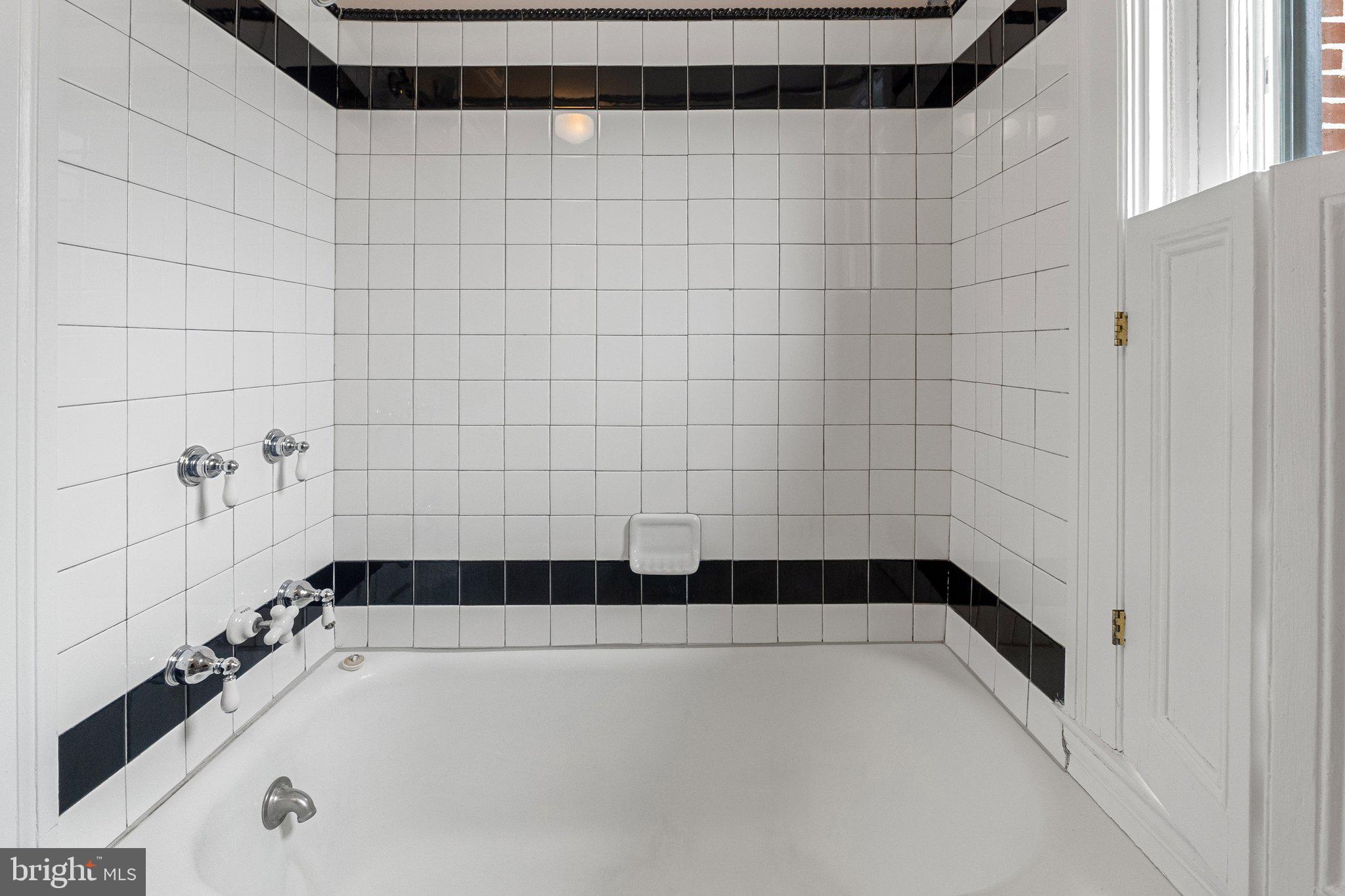 WINCHESTER CITY - Residential